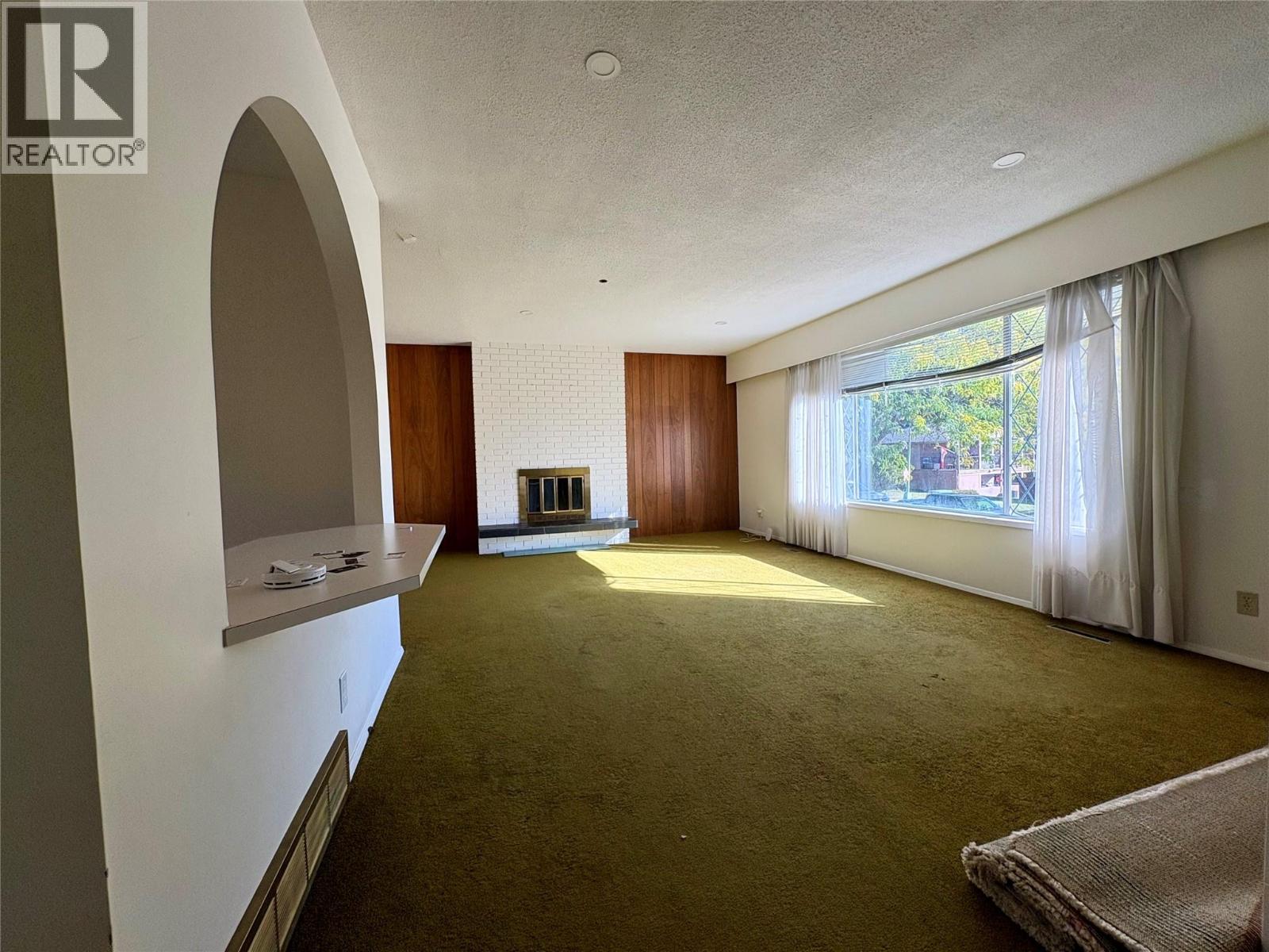 1738 Smithson Drive, Kelowna, British Columbia  V1Y 4E3 - Photo 5 - 10377203