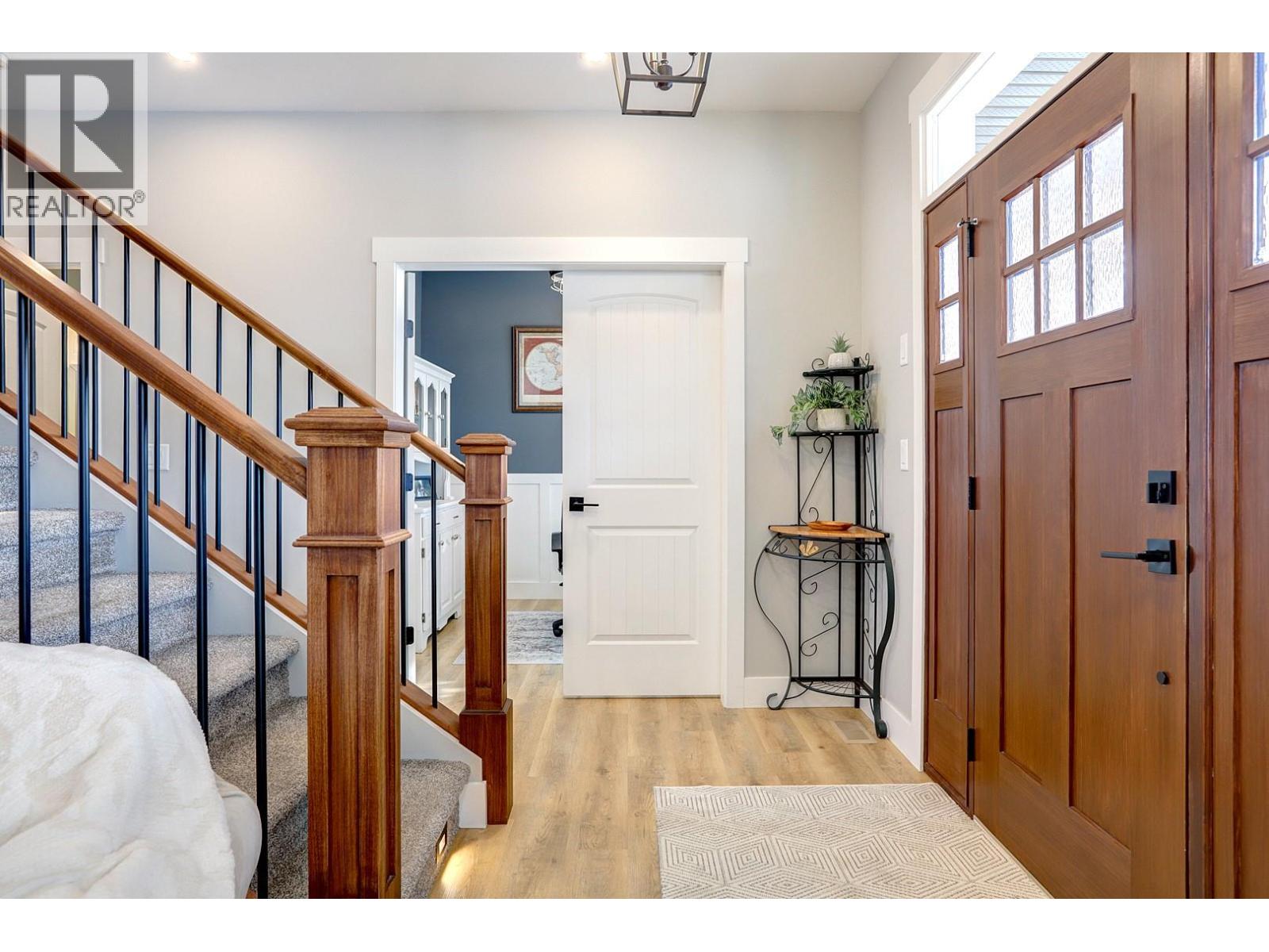 1908 39 Avenue, Vernon, British Columbia  V1T 3A8 - Photo 6 - 10375559