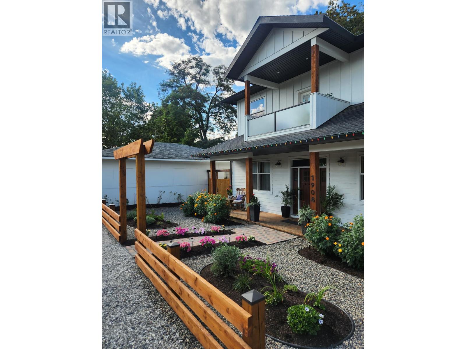 1908 39 Avenue, Vernon, British Columbia  V1T 3A8 - Photo 86 - 10375559