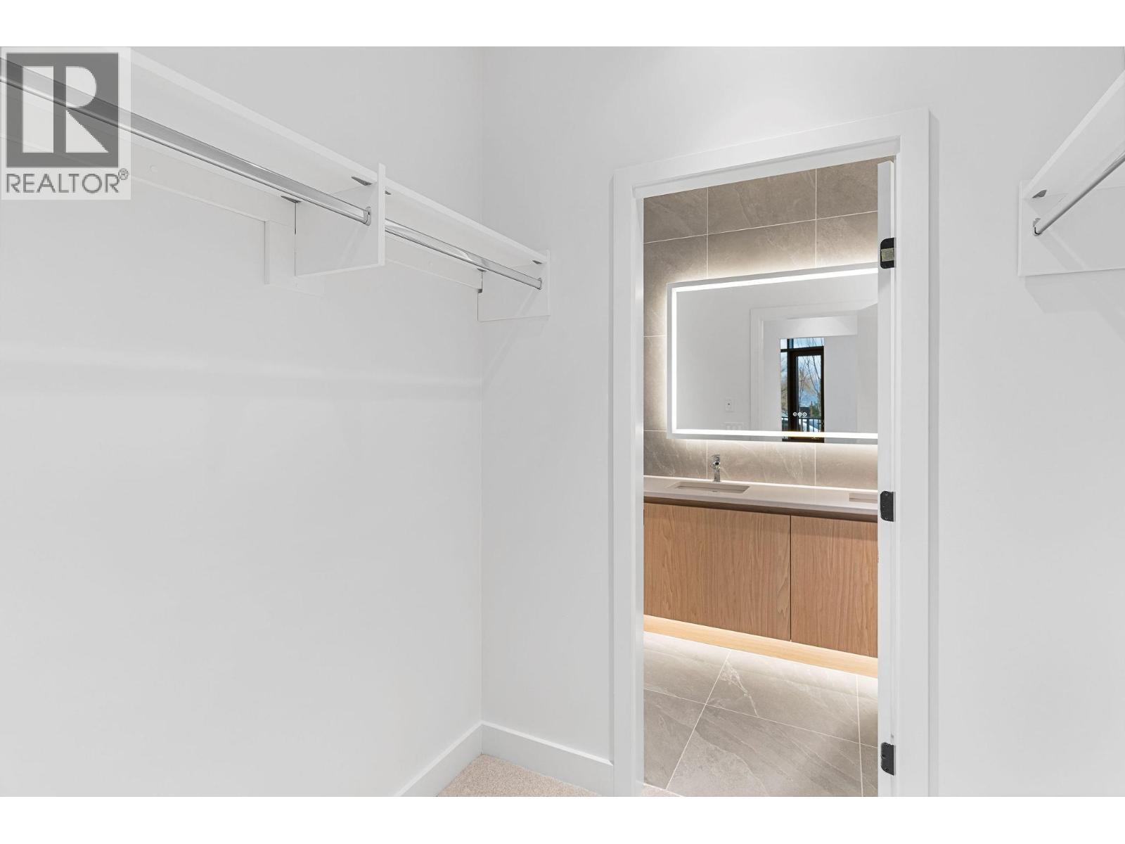 3071 Abbott Street, Kelowna, British Columbia  V1Y 0P3 - Photo 11 - 10377186