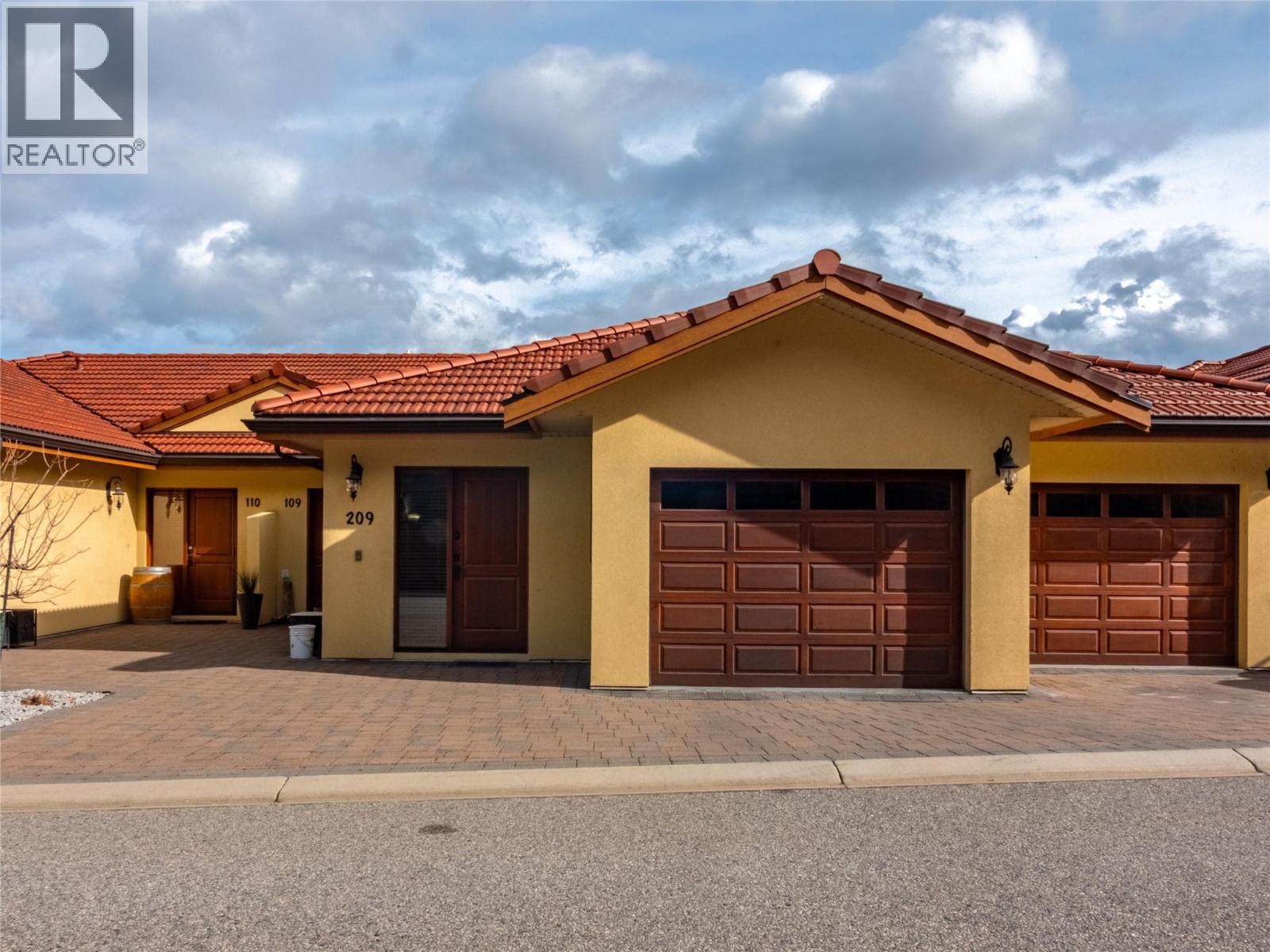 14419 Downton Avenue Unit# 209, Summerland, British Columbia  V0H 1Z1 - Photo 1 - 10376566