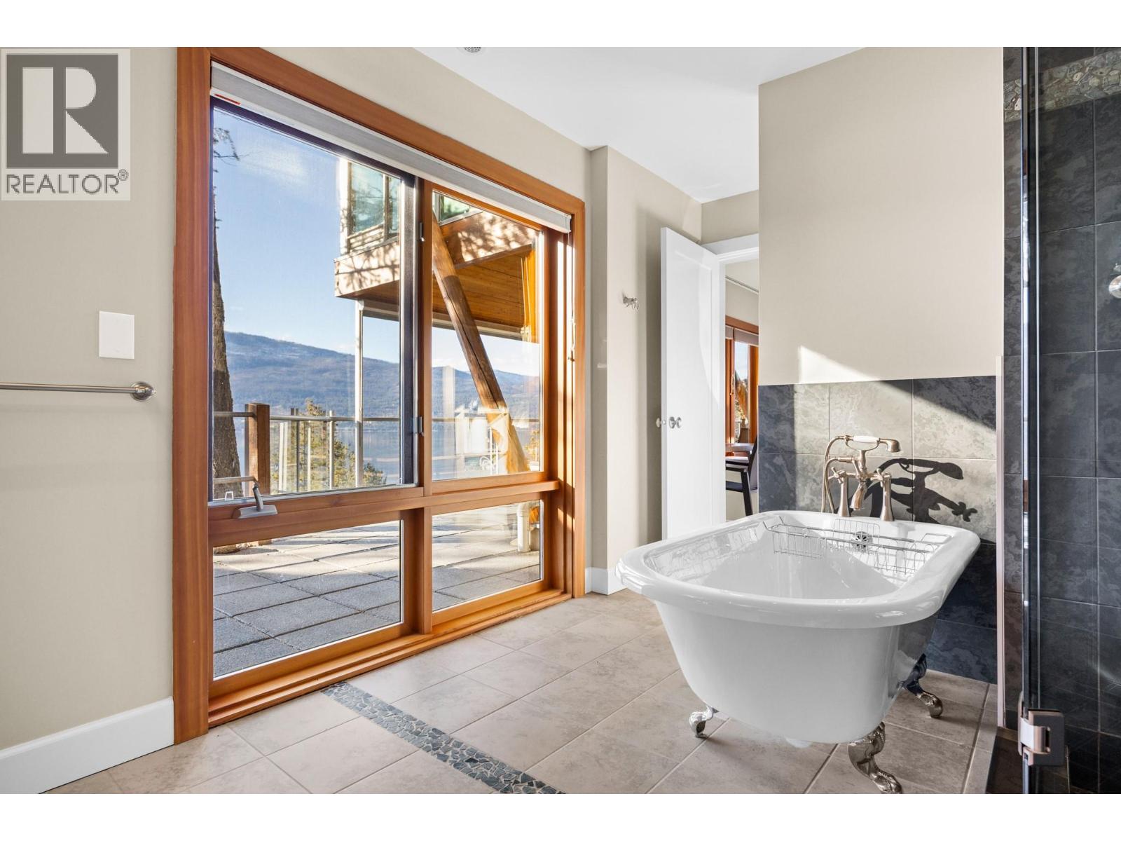 9845 Eastside Road Unit# 159 Lot# 159, Vernon, British Columbia  V1H 1Z2 - Photo 37 - 10377219