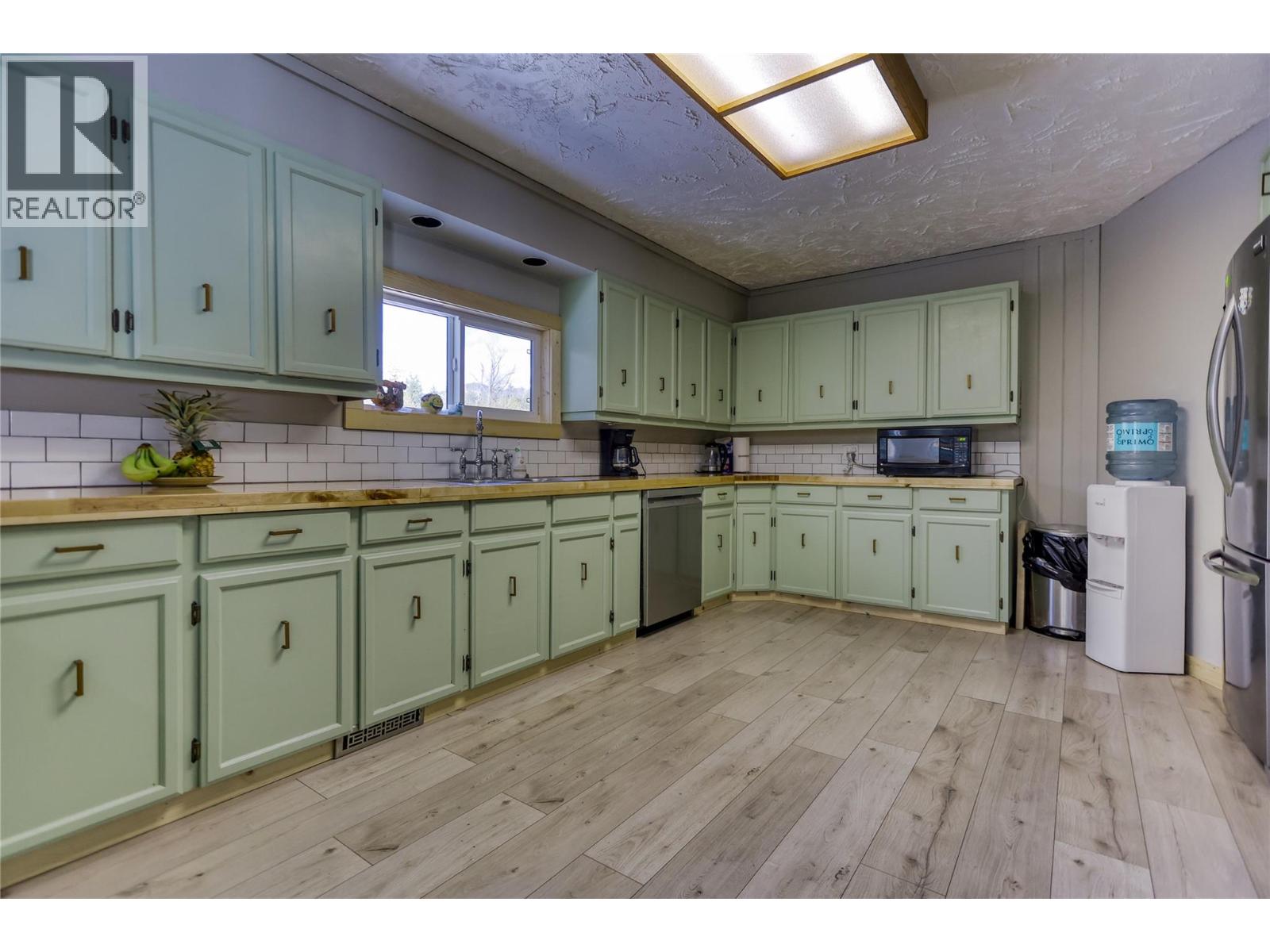 4161 Verigin Road, Nelson, British Columbia  V1L 6V9 - Photo 11 - 10375828