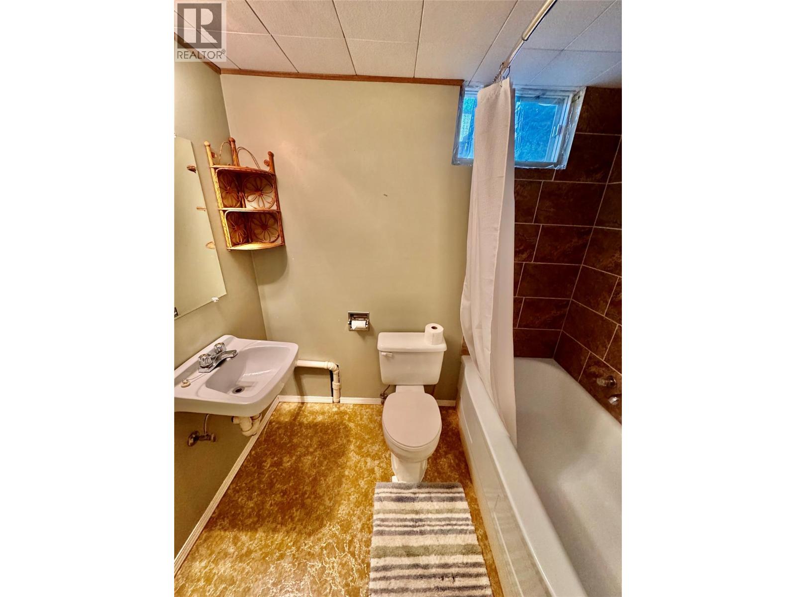 1564 68th Avenue, Grand Forks, British Columbia  V0H 1H0 - Photo 29 - 10377241