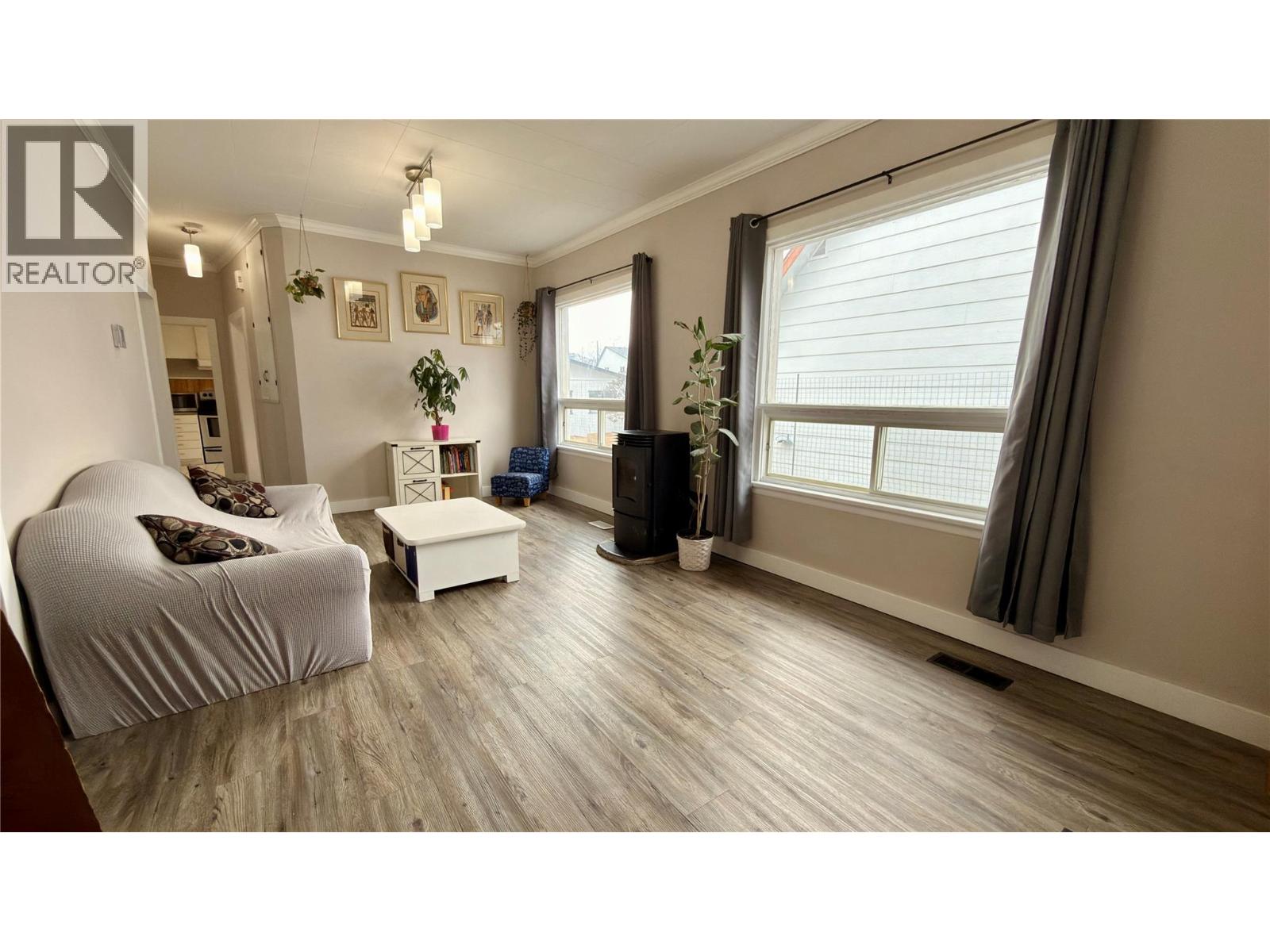 7148 18th Street, Grand Forks, British Columbia  V0H 1H2 - Photo 10 - 10377025