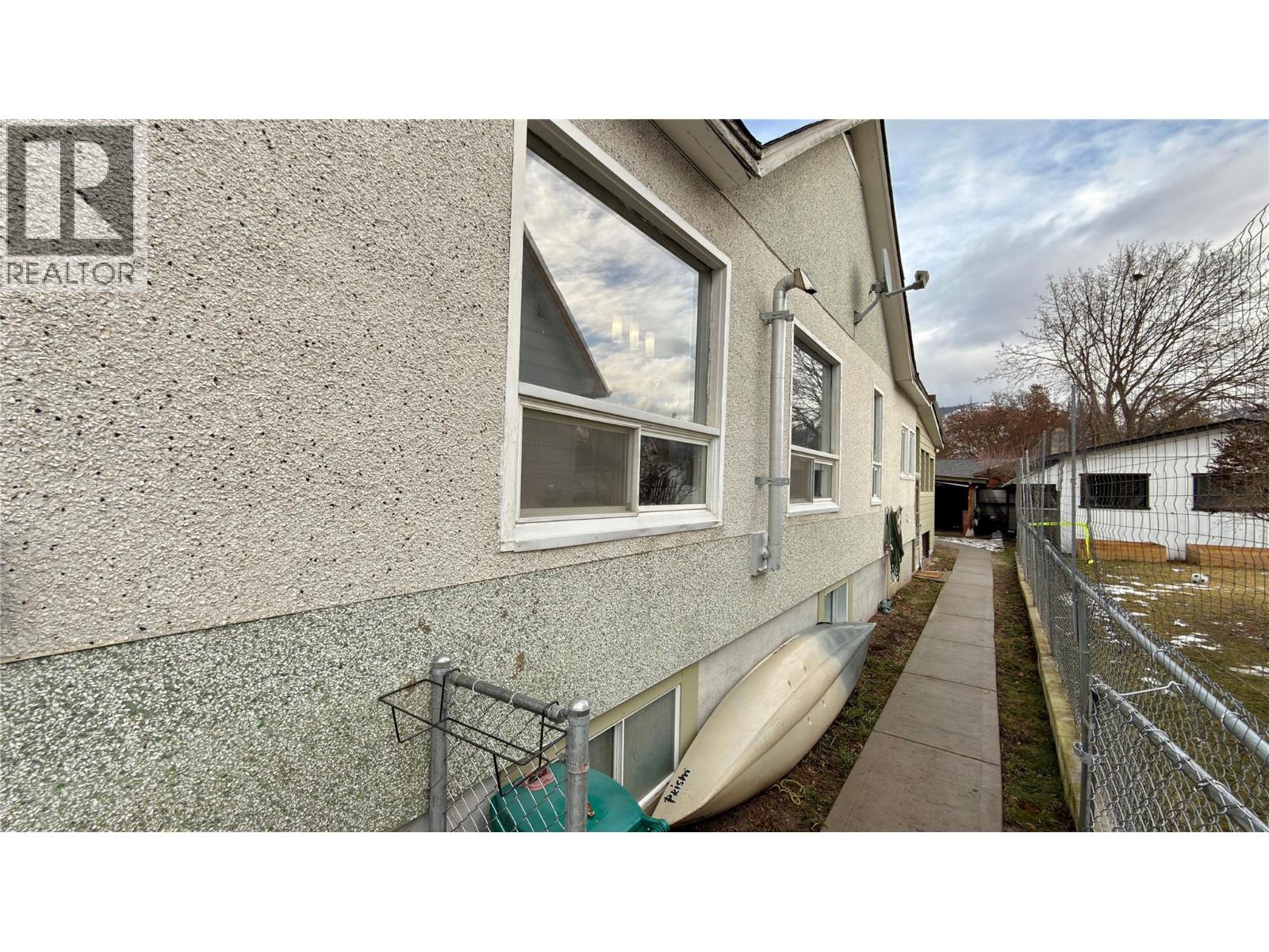 7148 18th Street, Grand Forks, British Columbia  V0H 1H2 - Photo 3 - 10377025