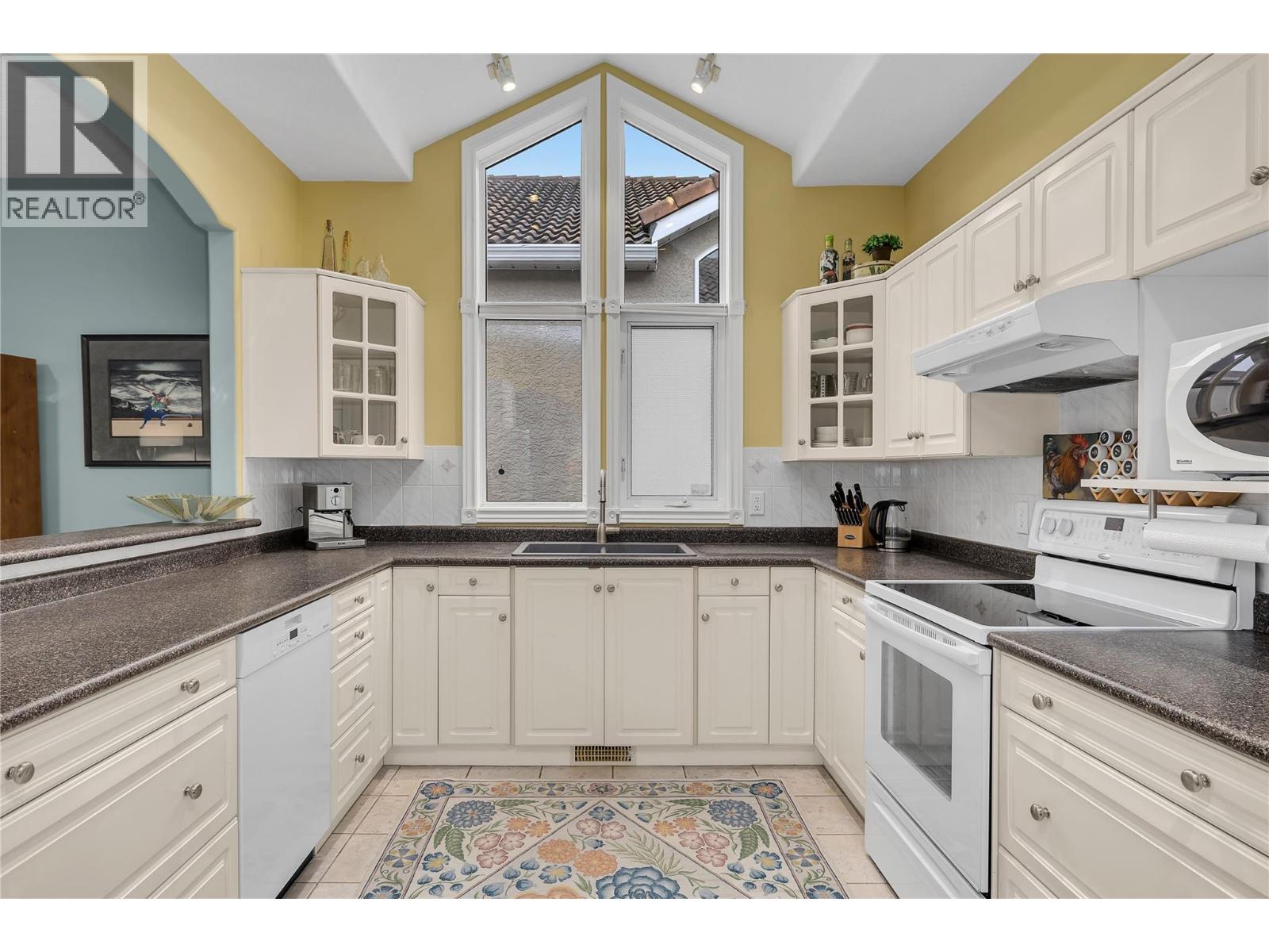 452 Glen Pine Court Unit# 22, Kelowna, British Columbia  V1V 1W7 - Photo 7 - 10377131