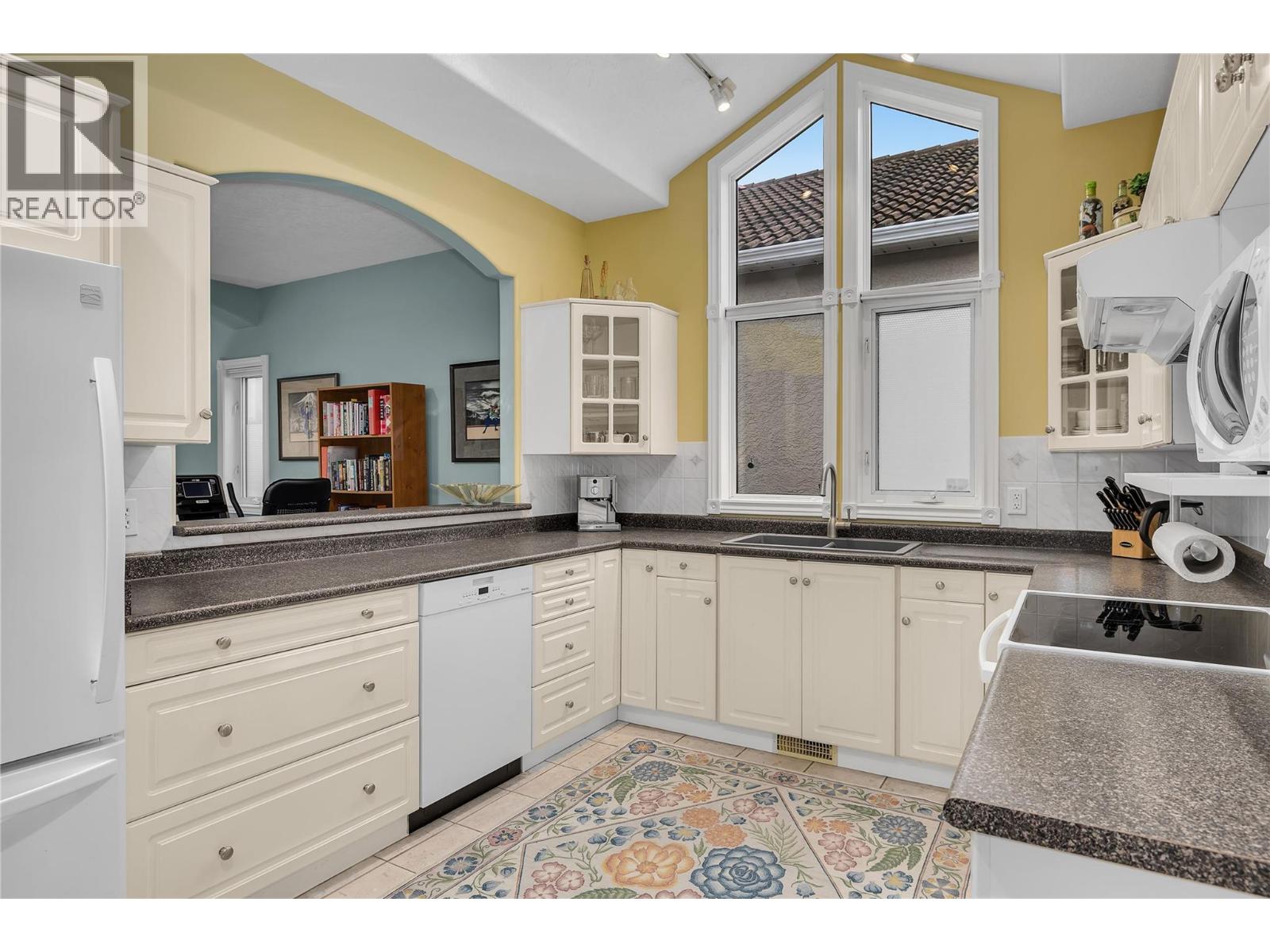 452 Glen Pine Court Unit# 22, Kelowna, British Columbia  V1V 1W7 - Photo 8 - 10377131