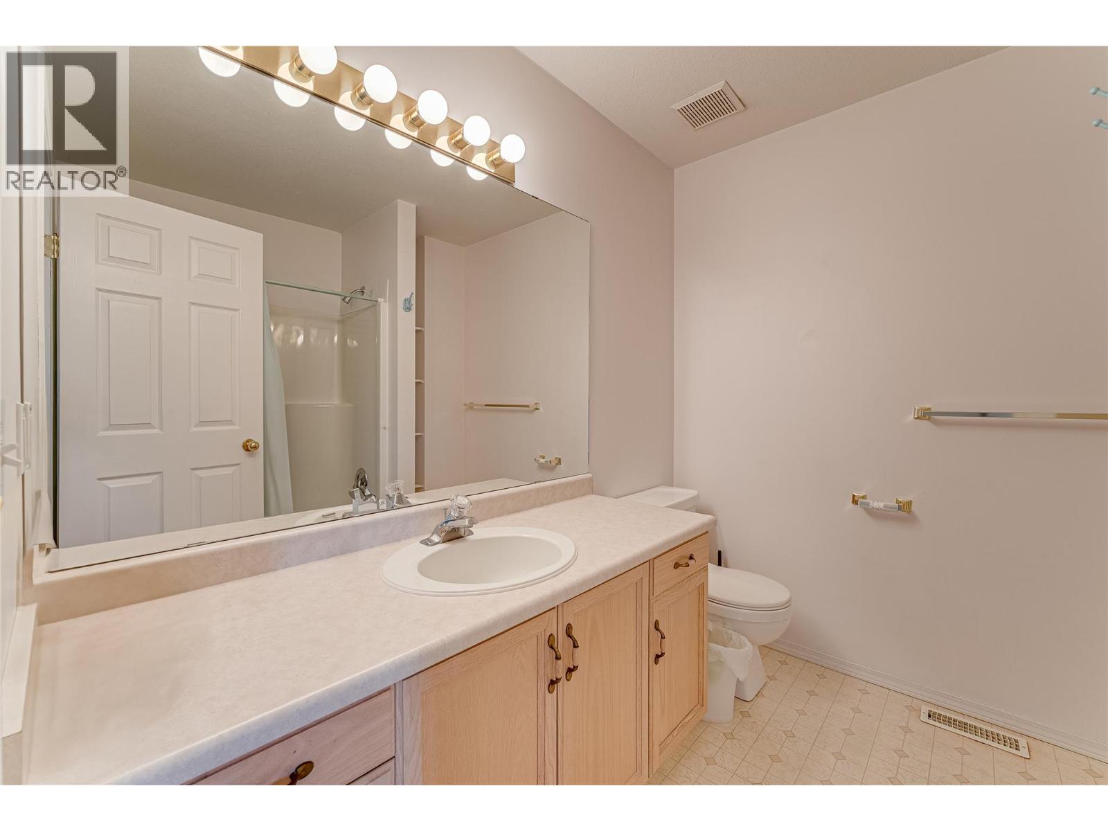 870 10 Street Sw Unit# 101, Salmon Arm, British Columbia  V1E 1L9 - Photo 20 - 10377235