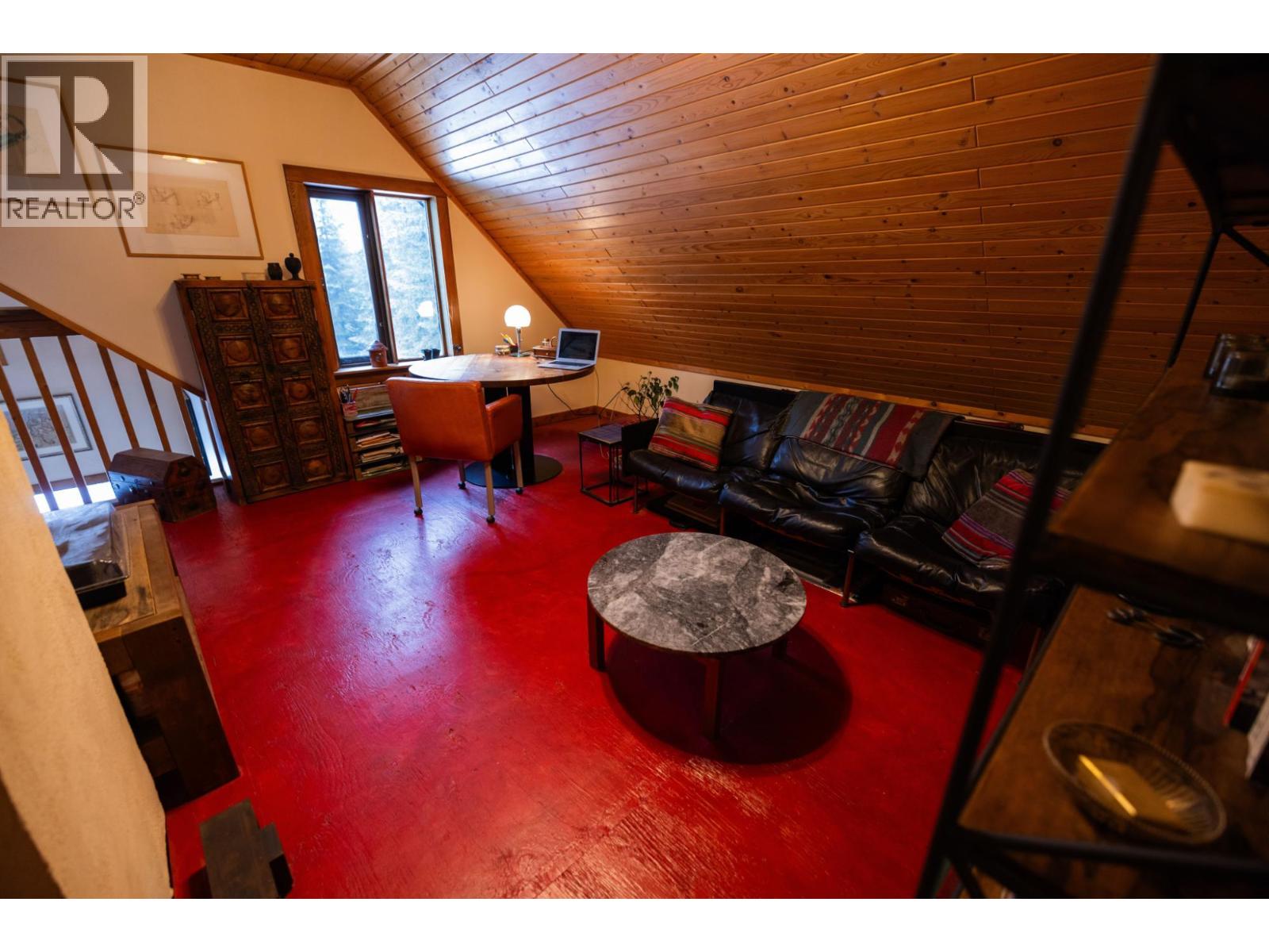 6225 Porto Rico Ymir Road, Ymir, British Columbia  V0G 2K0 - Photo 34 - 10377305
