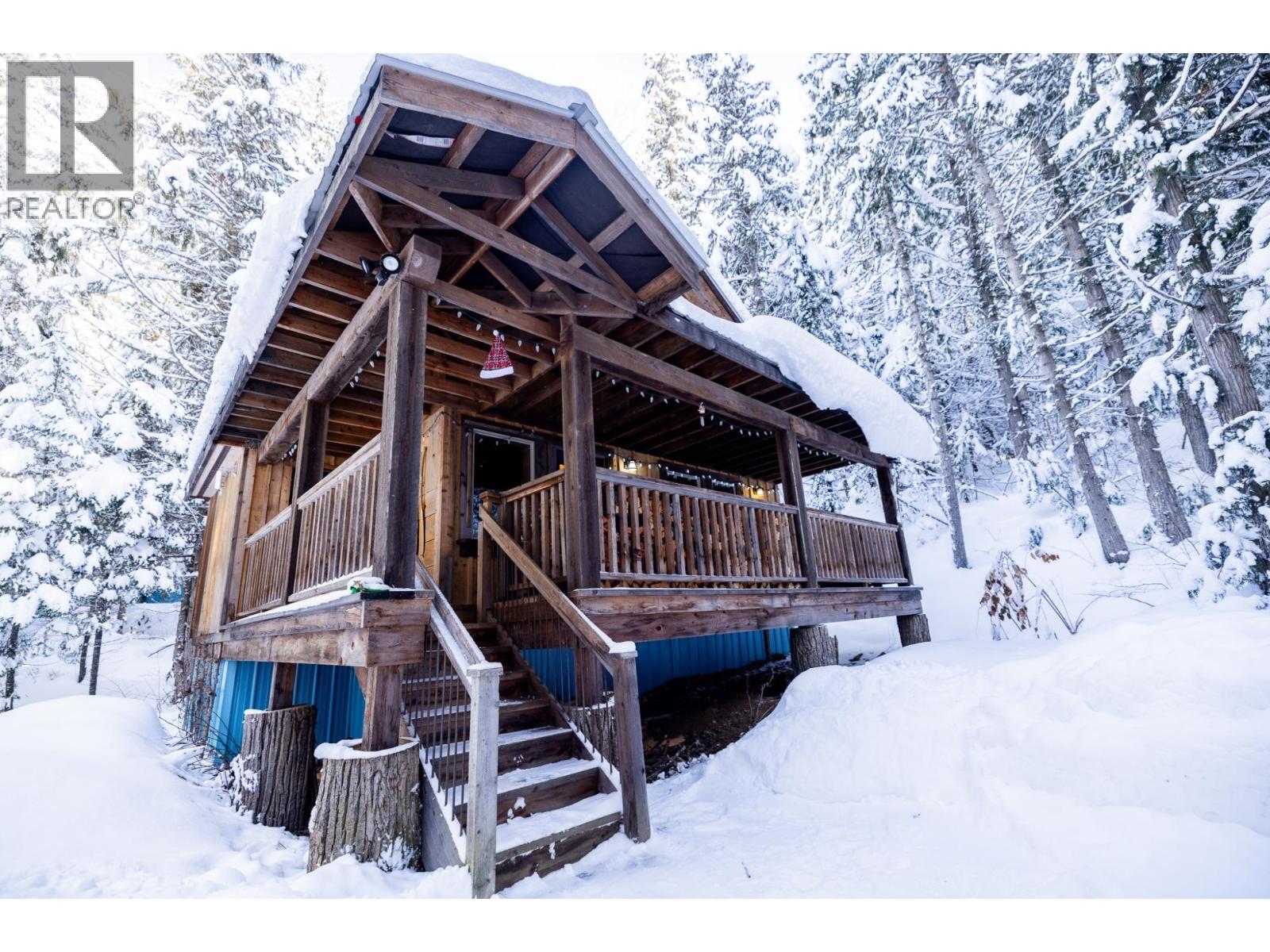 6225 Porto Rico Ymir Road, Ymir, British Columbia  V0G 2K0 - Photo 45 - 10377305