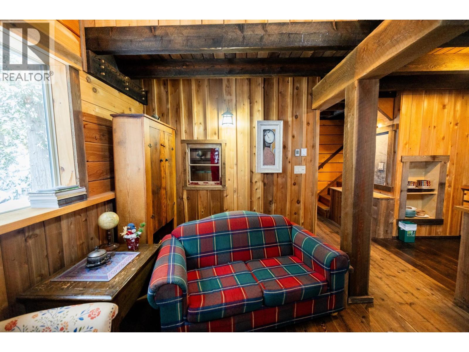 6225 Porto Rico Ymir Road, Ymir, British Columbia  V0G 2K0 - Photo 67 - 10377305