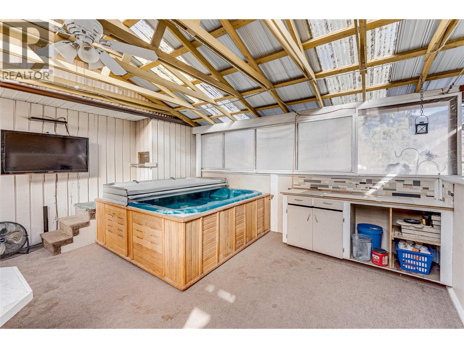 6312 Learmouth Road, Coldstream, British Columbia  V1B 3G3 - Photo 15 - 10377233