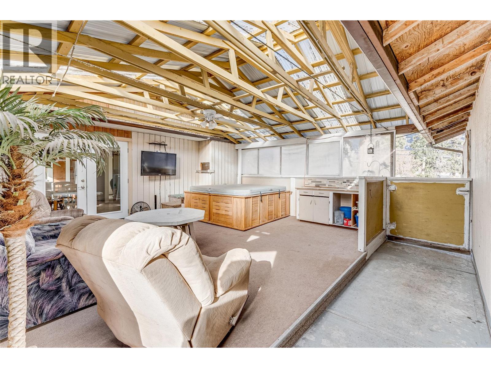 6312 Learmouth Road, Coldstream, British Columbia  V1B 3G3 - Photo 17 - 10377233