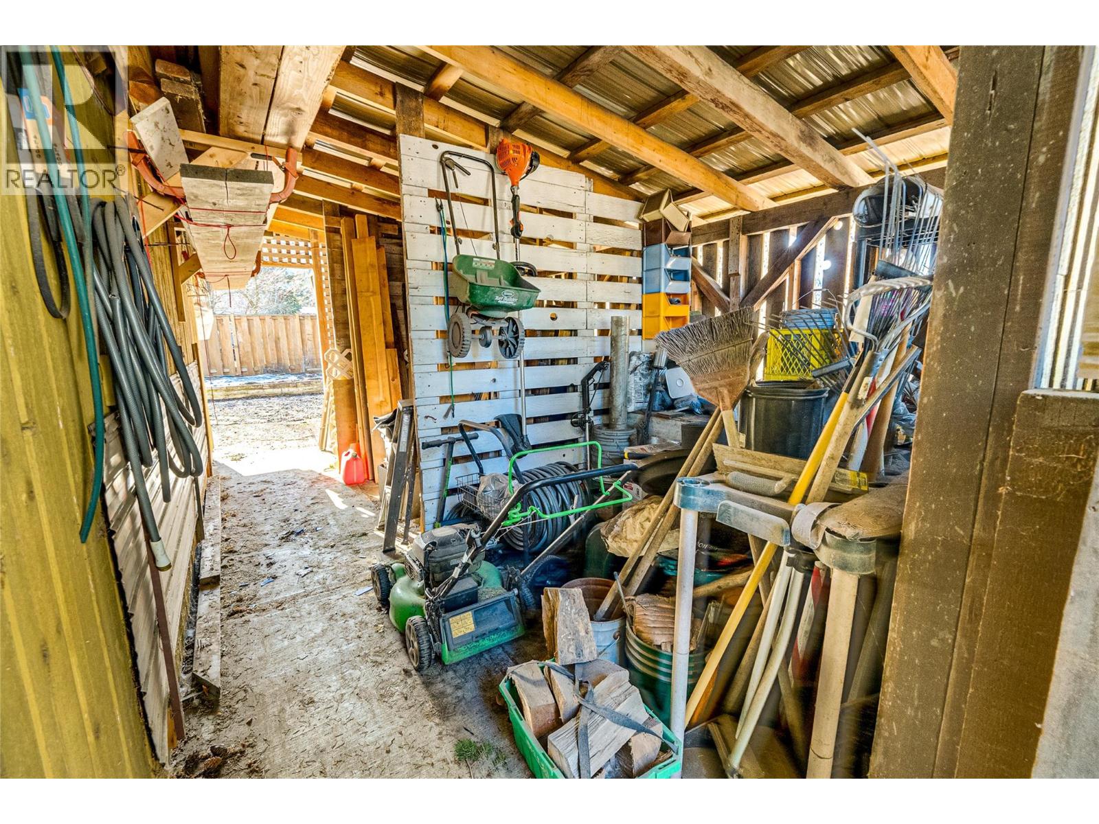 6312 Learmouth Road, Coldstream, British Columbia  V1B 3G3 - Photo 40 - 10377233