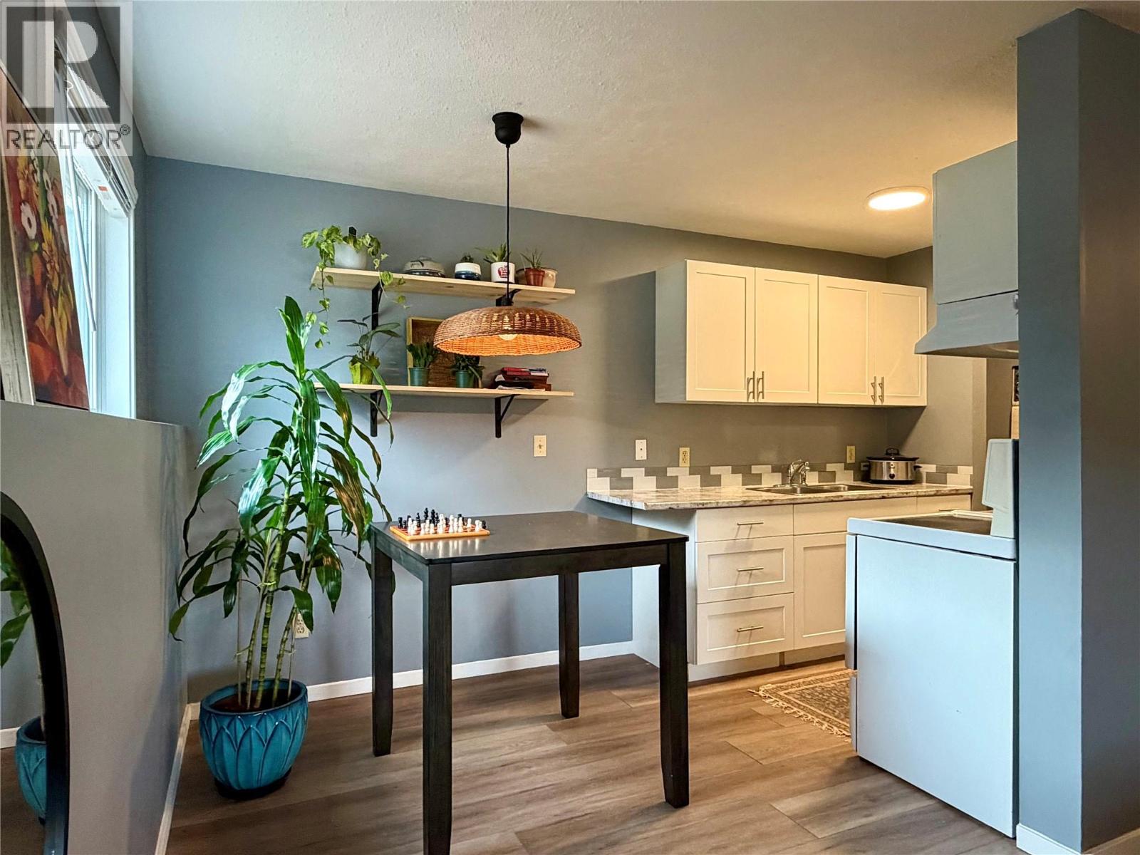 150 Skaha Place Unit# 111, Penticton, British Columbia  V2A 7K1 - Photo 6 - 10377172