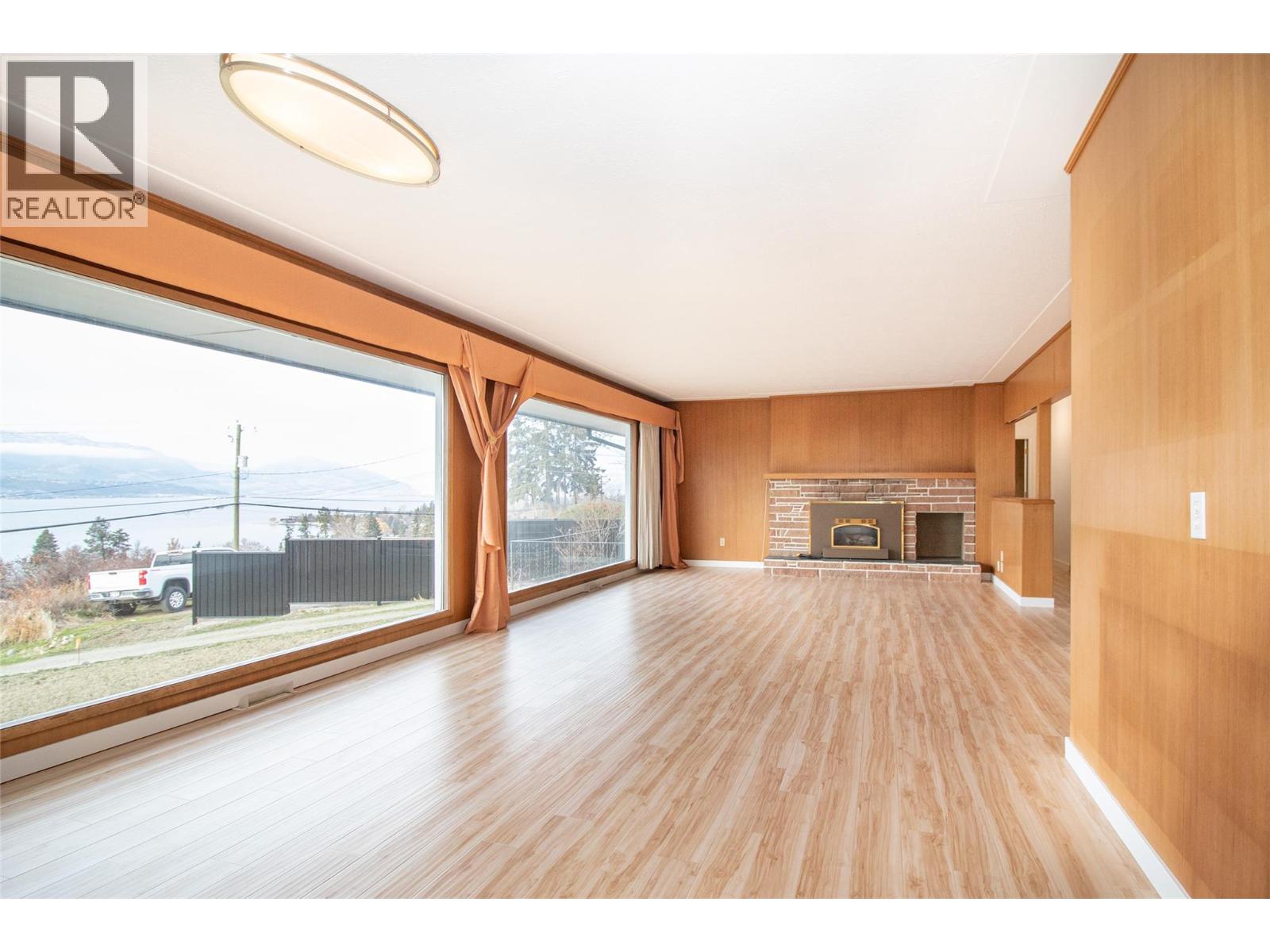 4829 Lakeshore Road, Kelowna, British Columbia  V1W 4H6 - Photo 10 - 10377092