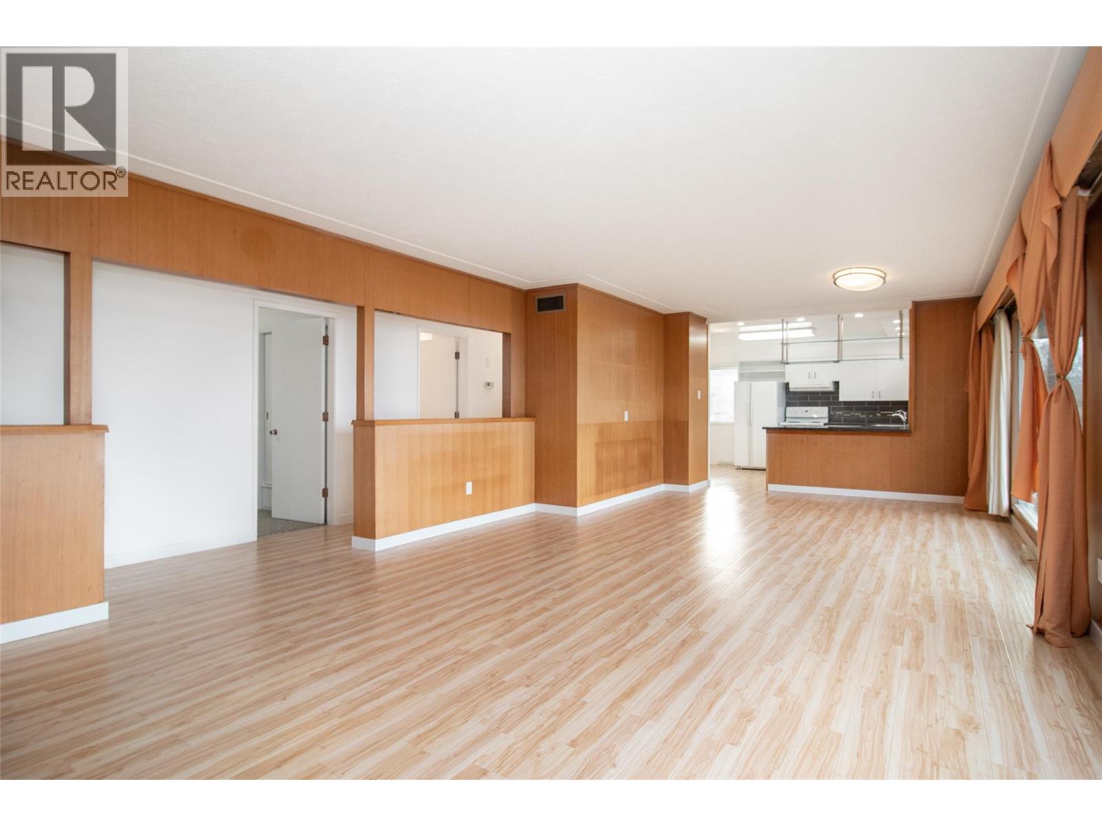 4829 Lakeshore Road, Kelowna, British Columbia  V1W 4H6 - Photo 24 - 10377092