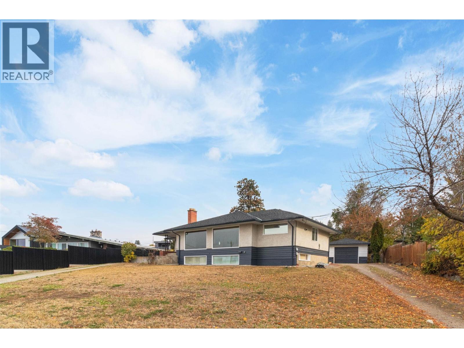 4829 Lakeshore Road, Kelowna, British Columbia  V1W 4H6 - Photo 52 - 10377092