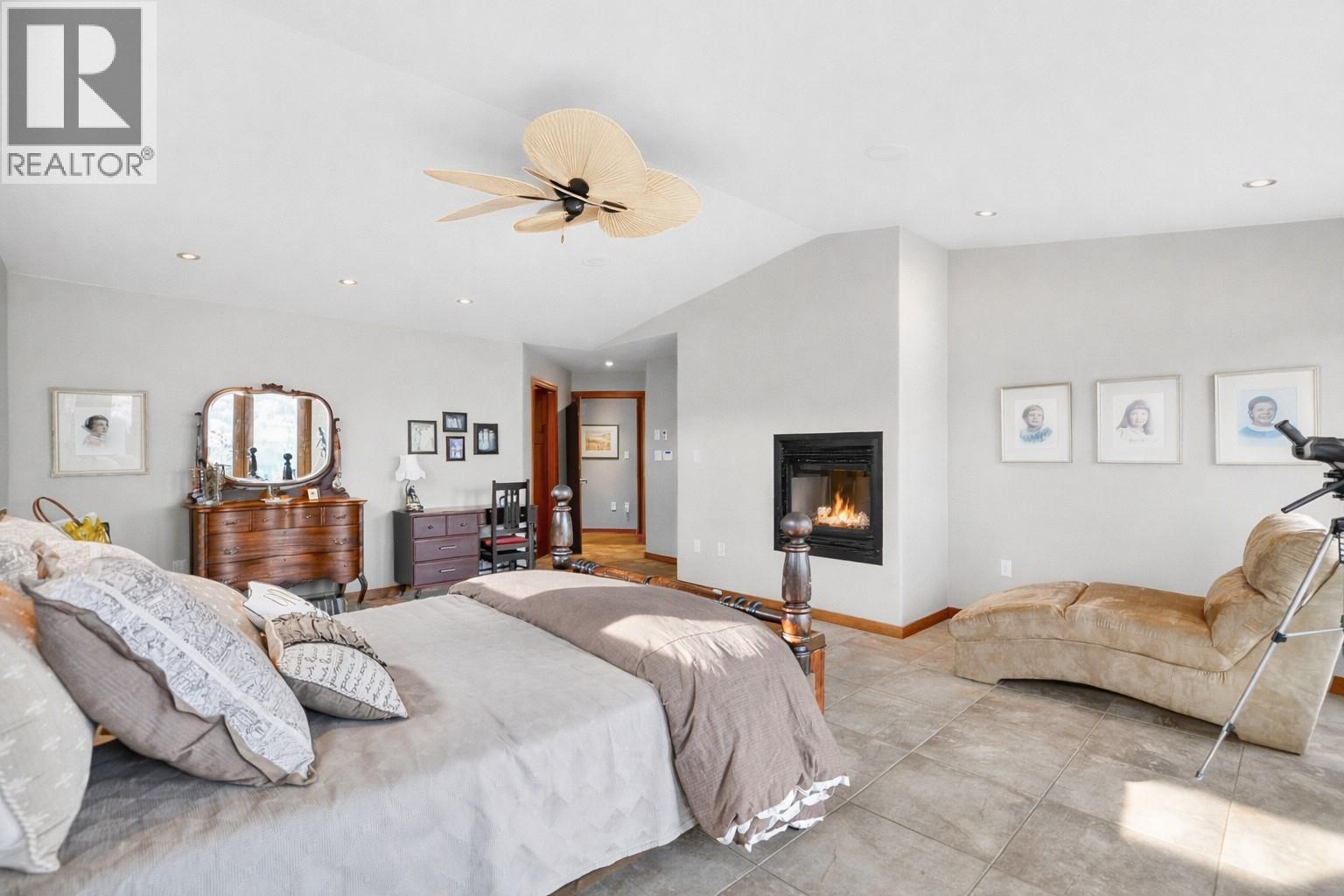 660 Pineview Drive, Kaleden, British Columbia  V0H 1K0 - Photo 17 - 10376682