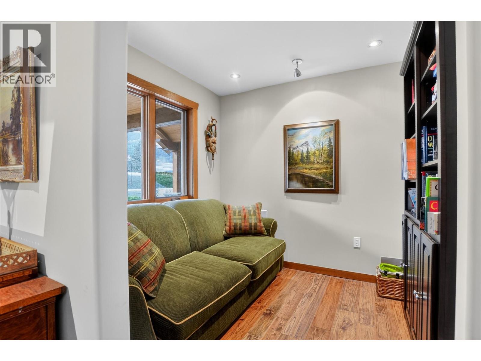 660 Pineview Drive, Kaleden, British Columbia  V0H 1K0 - Photo 23 - 10376682