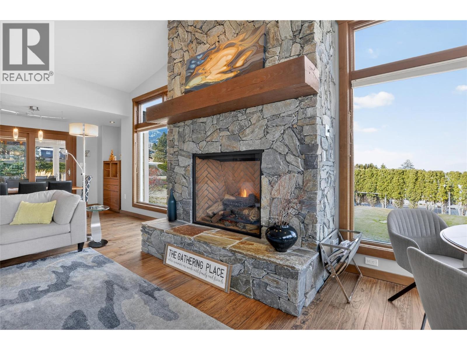 660 Pineview Drive, Kaleden, British Columbia  V0H 1K0 - Photo 8 - 10376682