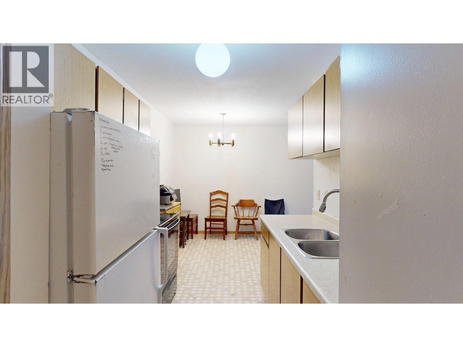 10 Cariboo Drive Unit# 105, Elkford, British Columbia  V0B 1H0 - Photo 3 - 10377384