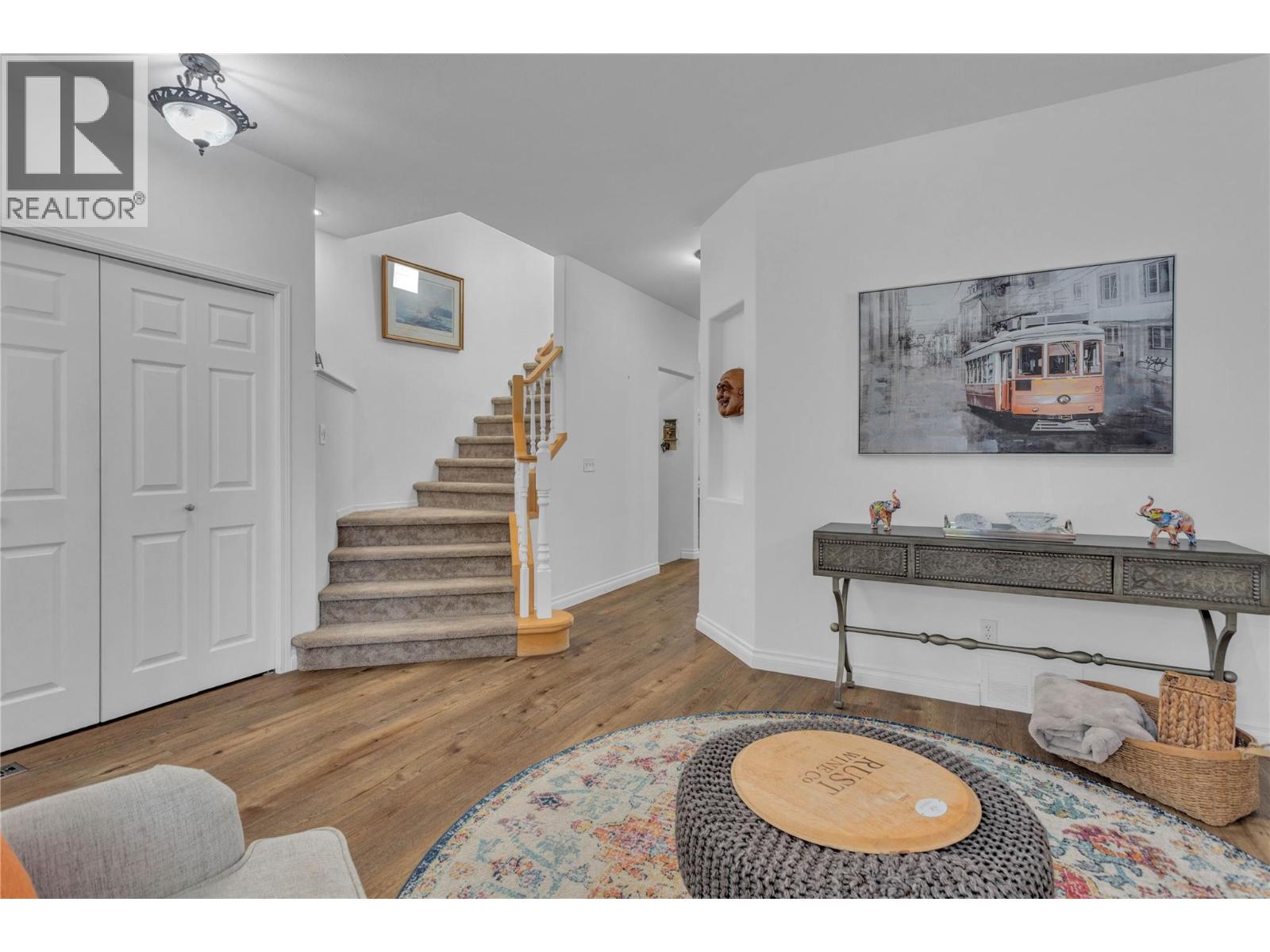 430 Mccarren Avenue, Kelowna, British Columbia  V1W 4T8 - Photo 8 - 10377113