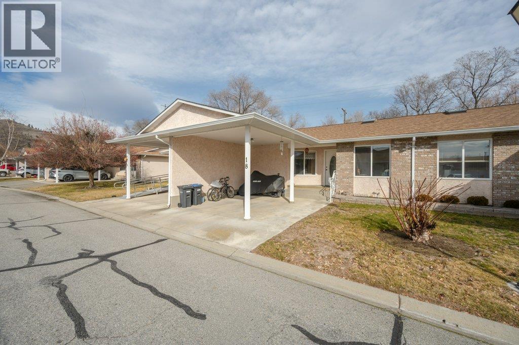 115 Redwing Place Unit# 18, Oliver, British Columbia  V0H 1T4 - Photo 1 - 10376724