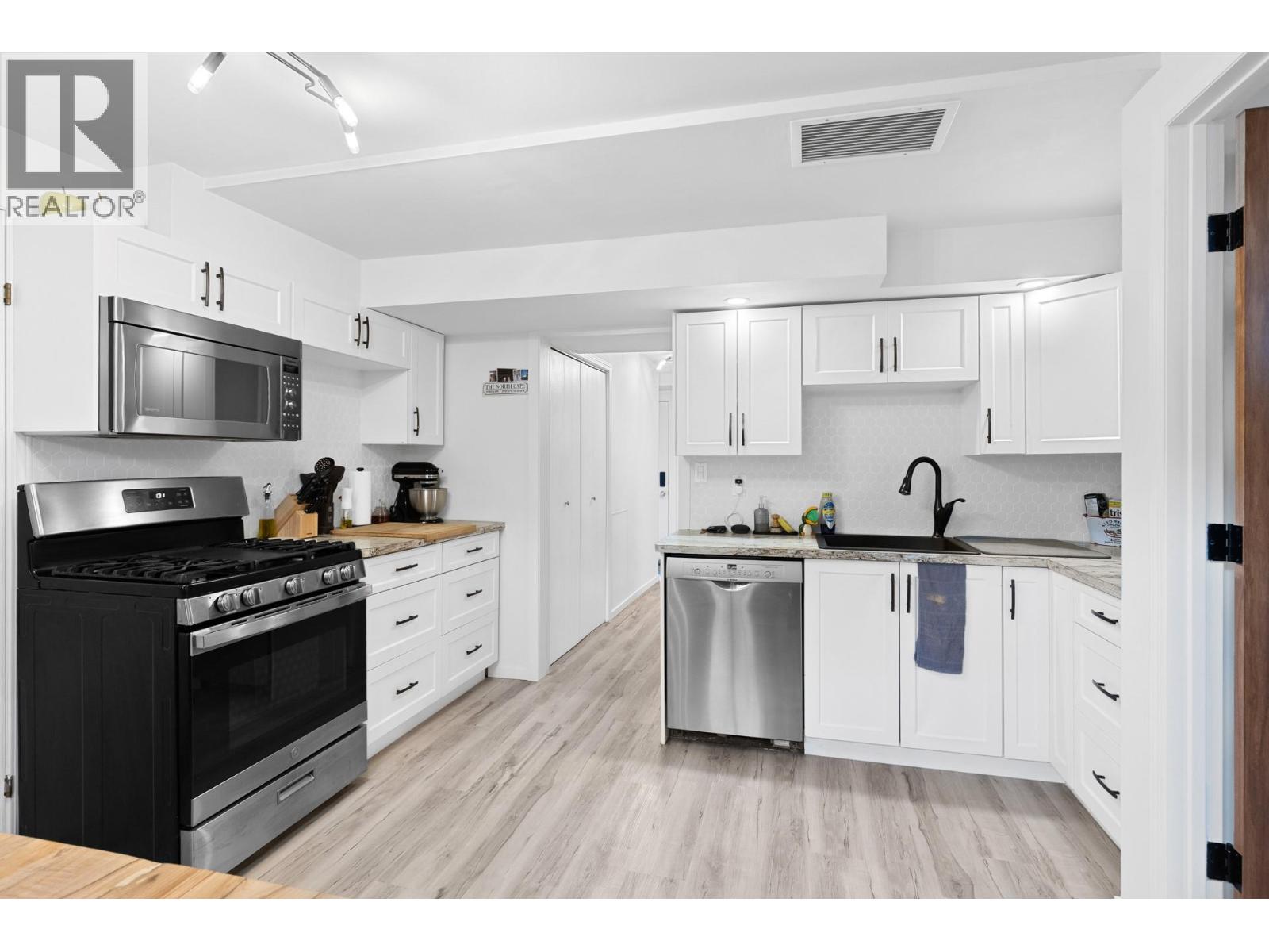 2426 Collingwood Road, West Kelowna, British Columbia  V1Z 2C2 - Photo 37 - 10377339