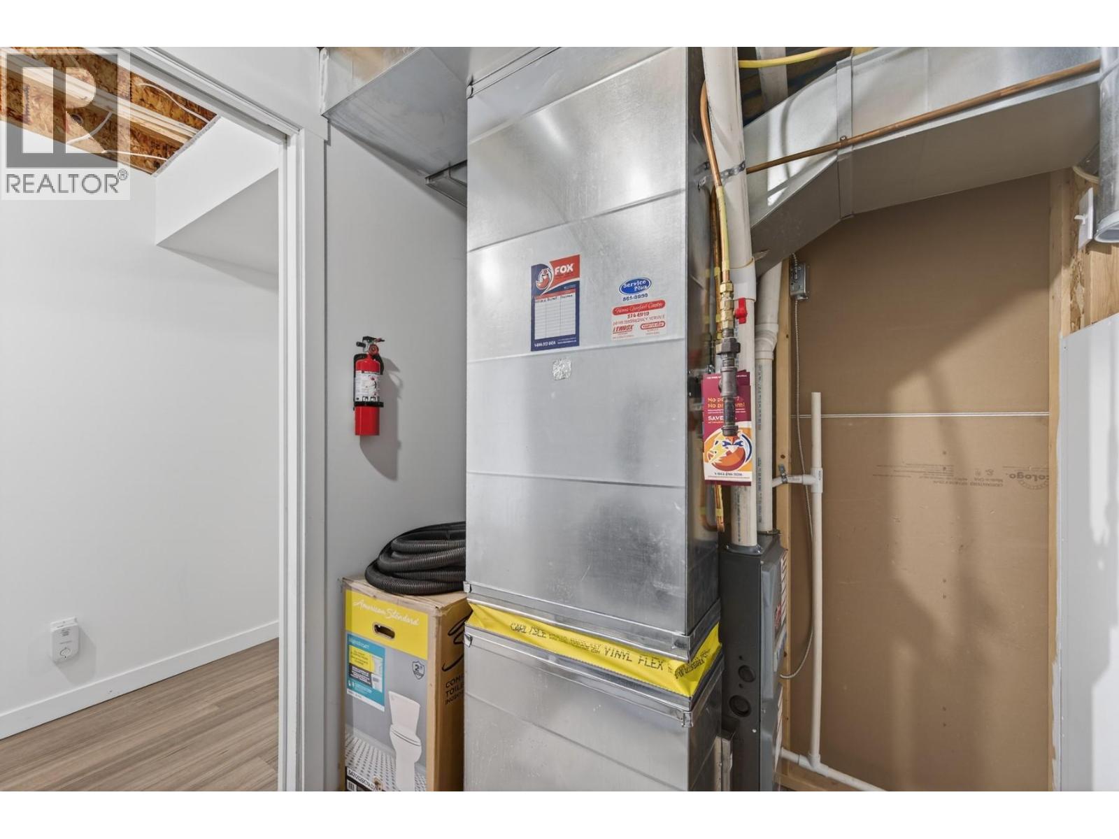 1919 Ash Wynd, Kamloops, British Columbia  V1S 1X5 - Photo 31 - 10377277