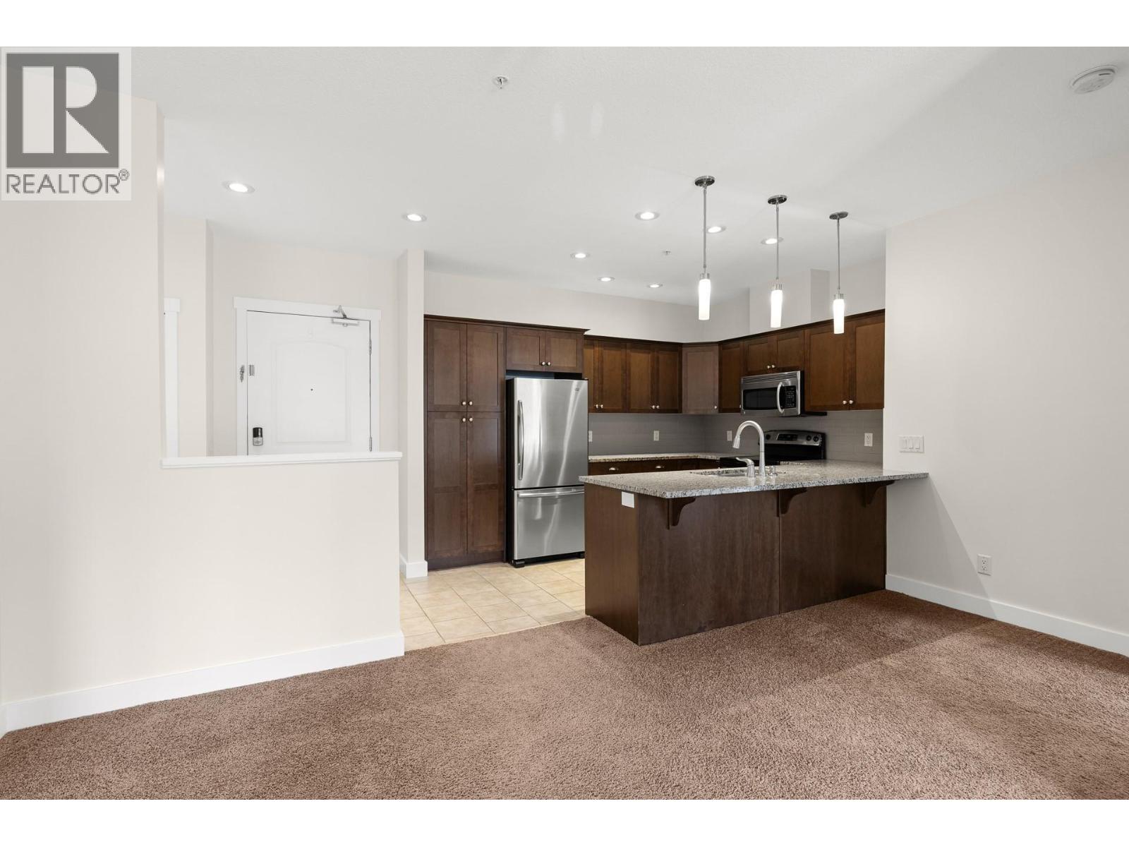 2200 Upper Sundance Drive Unit# 2207, West Kelowna, British Columbia  V4T 3E8 - Photo 10 - 10377237