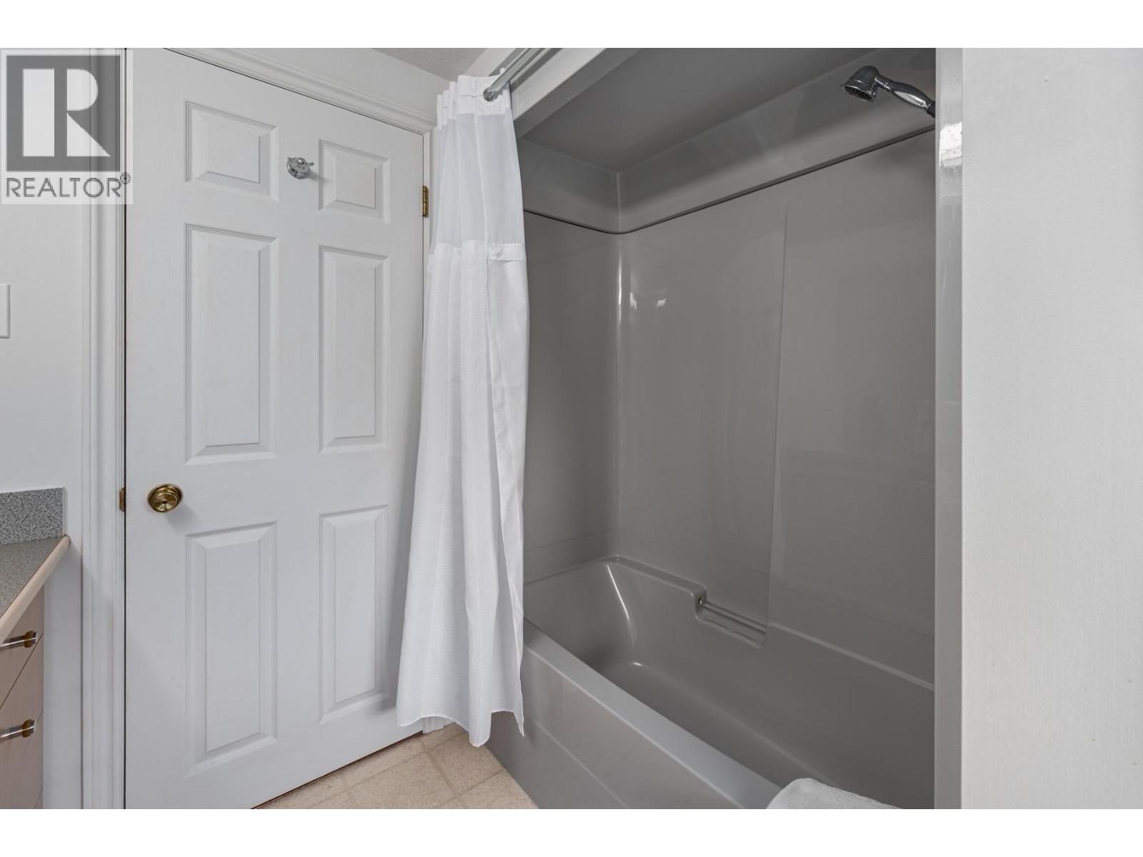 2398 Reid Avenue, Merritt, British Columbia  V1K 1H6 - Photo 33 - 10376909