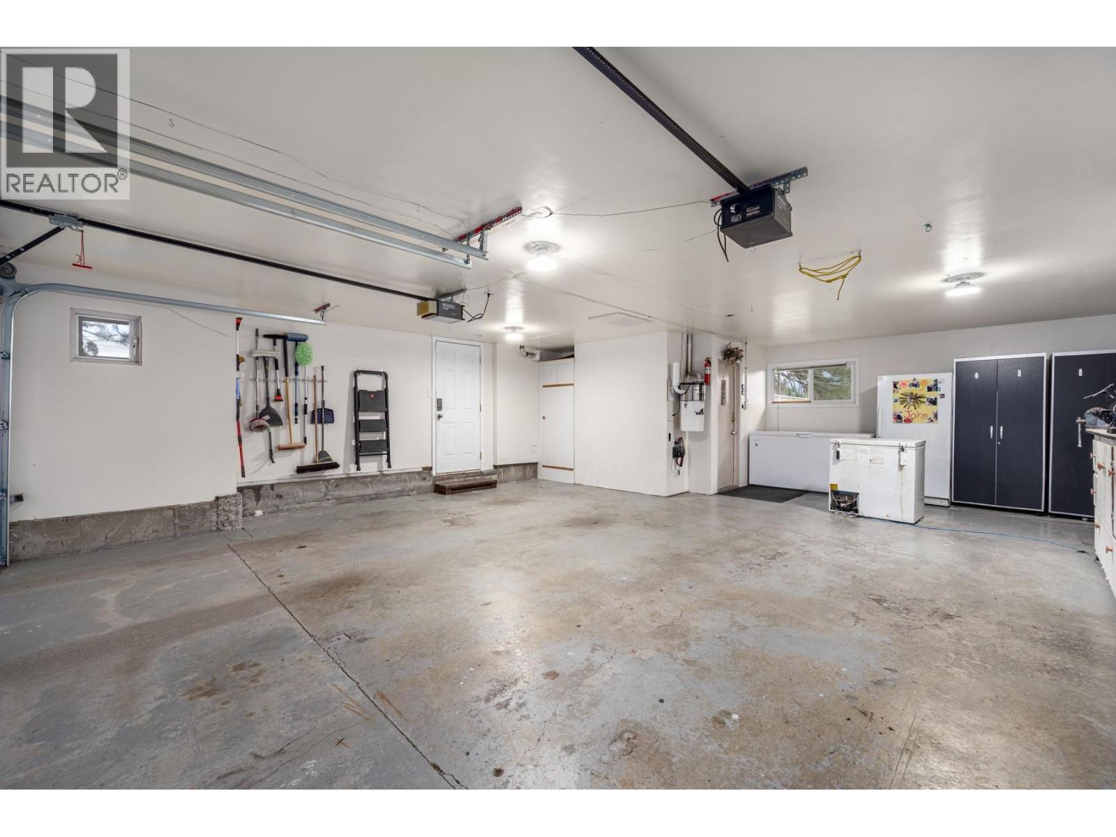 2398 Reid Avenue, Merritt, British Columbia  V1K 1H6 - Photo 45 - 10376909