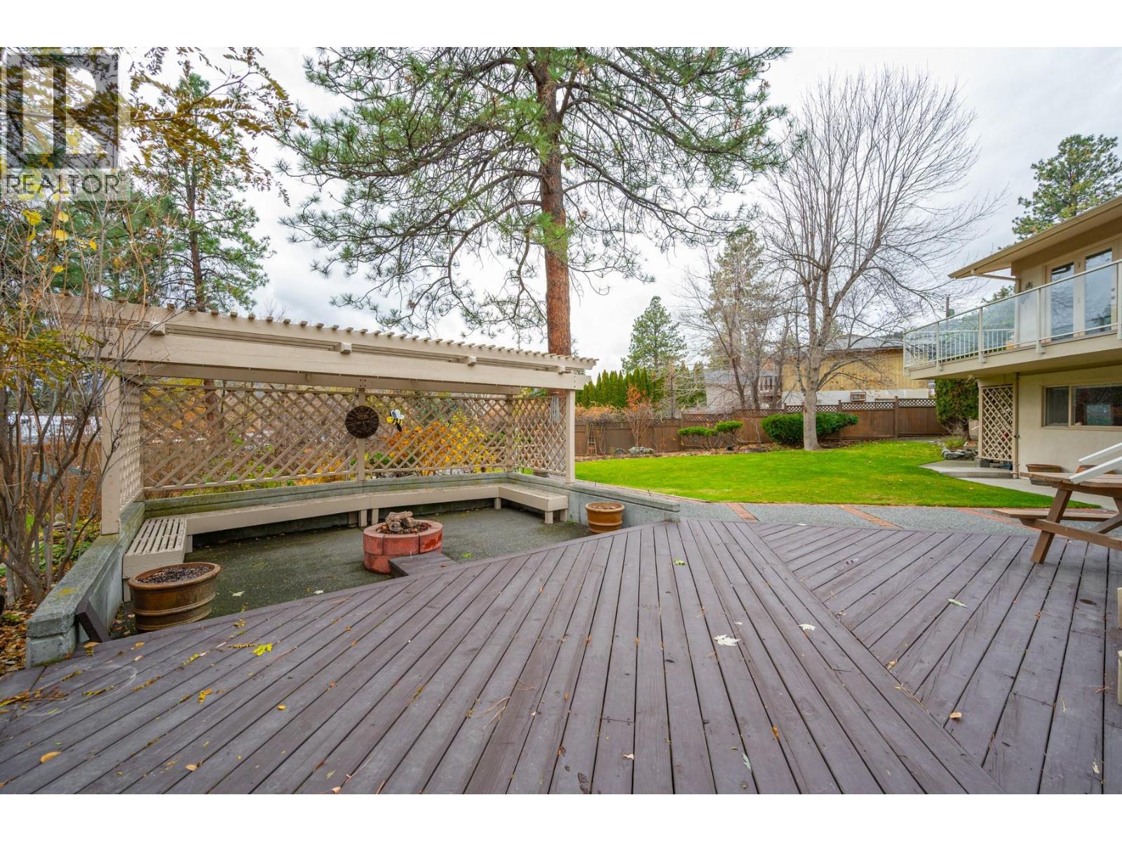 2398 Reid Avenue, Merritt, British Columbia  V1K 1H6 - Photo 55 - 10376909