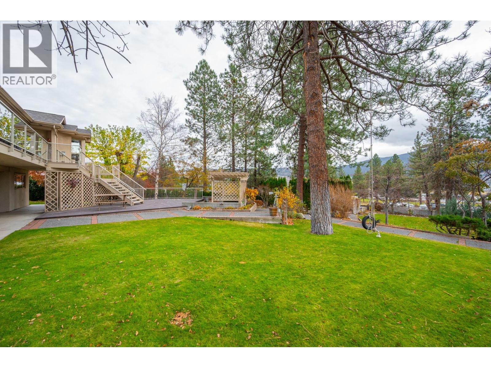 2398 Reid Avenue, Merritt, British Columbia  V1K 1H6 - Photo 6 - 10376909