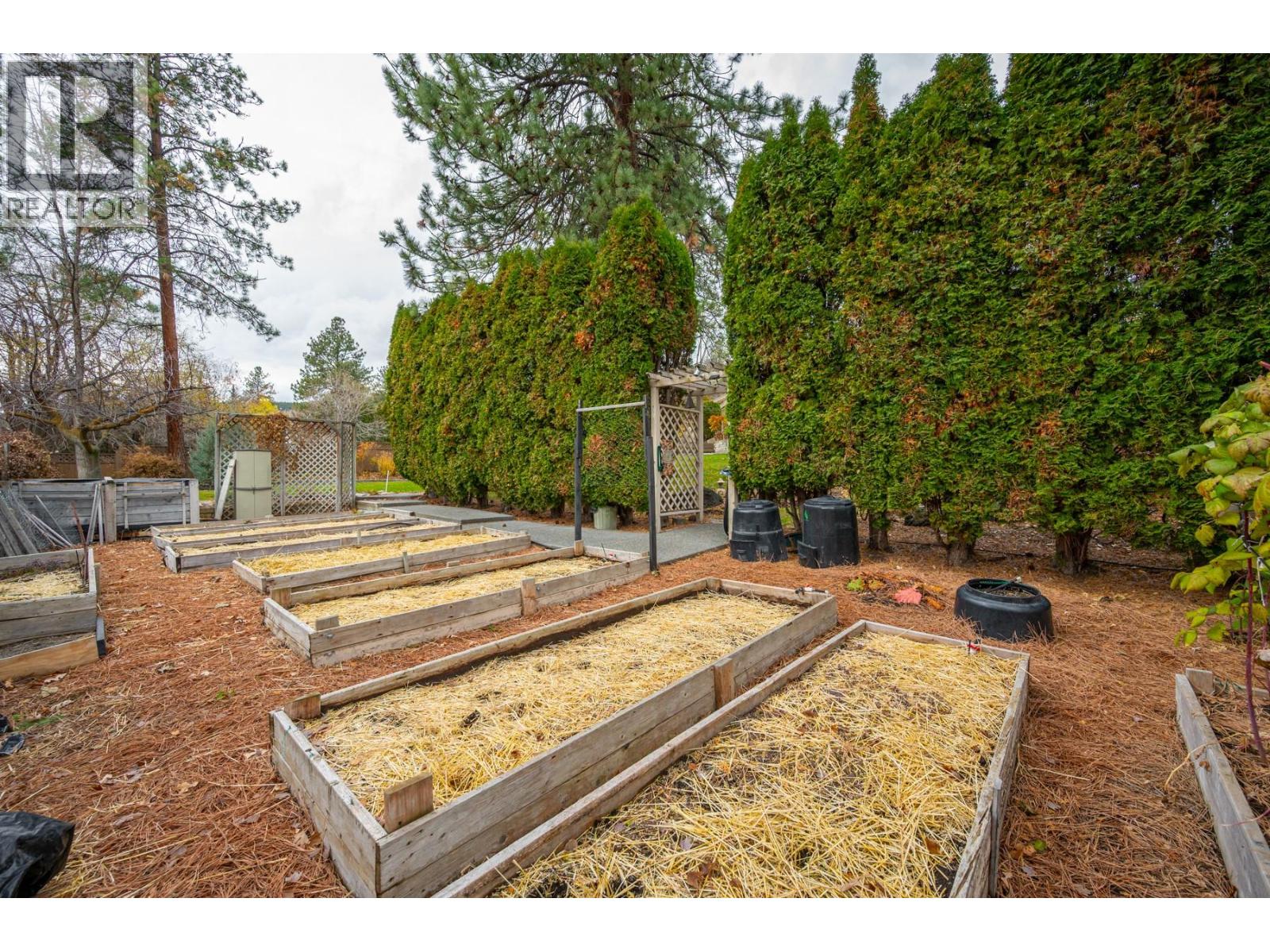 2398 Reid Avenue, Merritt, British Columbia  V1K 1H6 - Photo 65 - 10376909