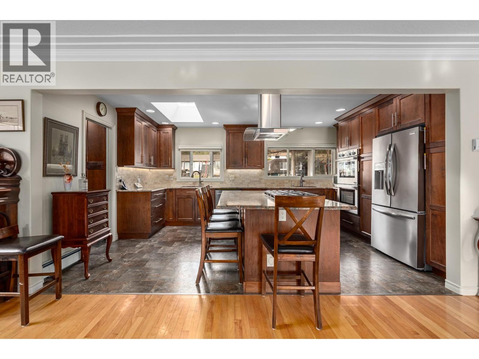 2398 Reid Avenue, Merritt, British Columbia  V1K 1H6 - Photo 9 - 10376909