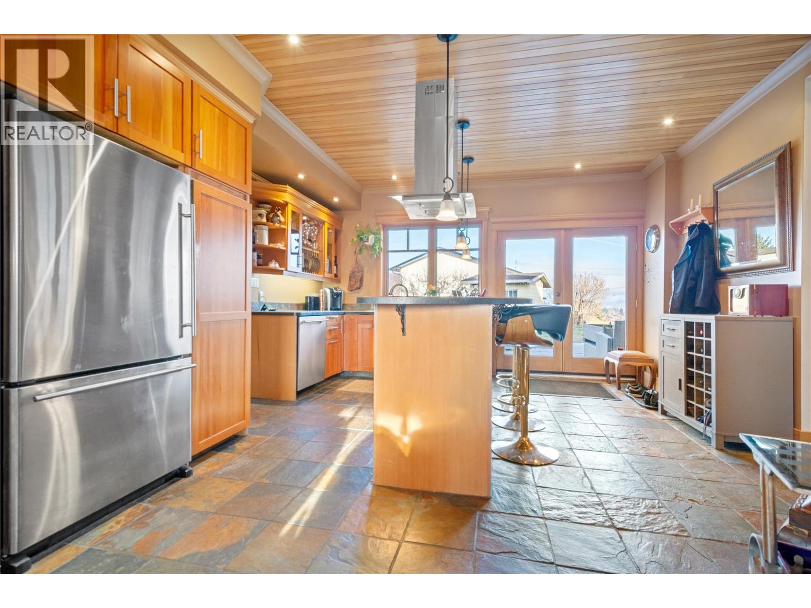 13606 Cooke Avenue, Summerland, British Columbia  V0H 1Z1 - Photo 9 - 10373113