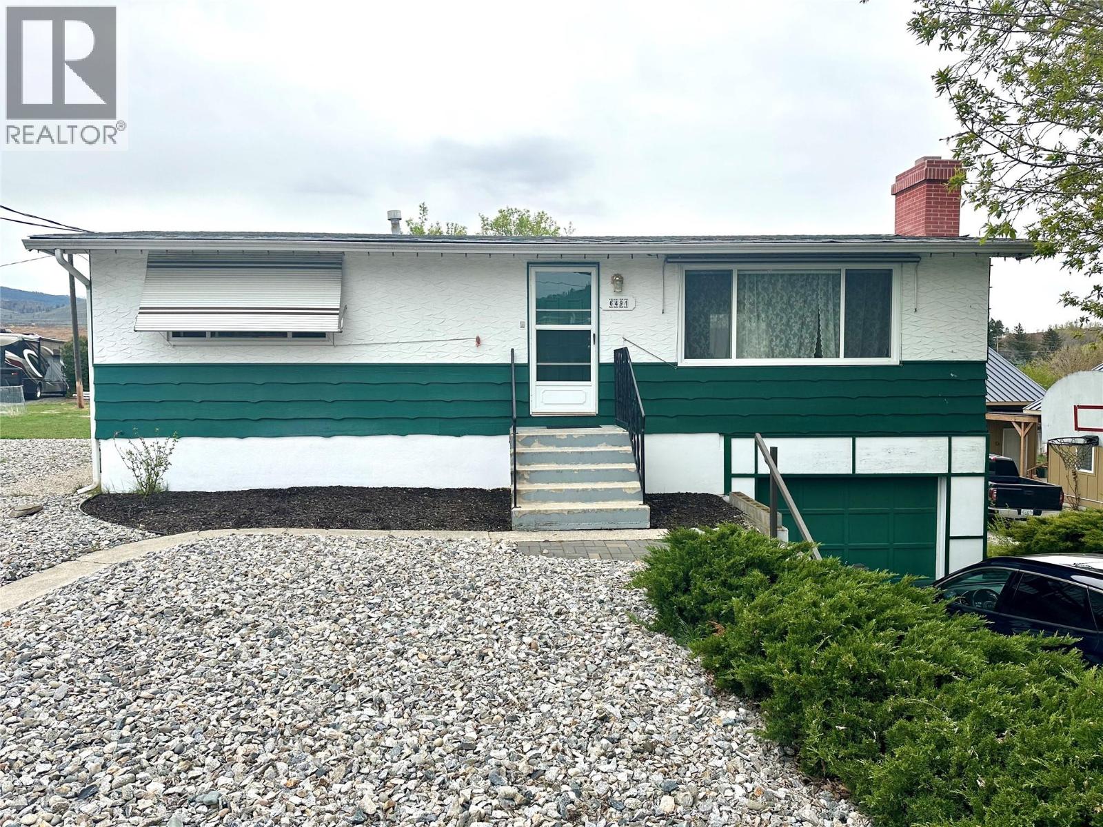 6491 Park Drive Drive, Oliver, British Columbia  V0H 1T4 - Photo 1 - 10377390