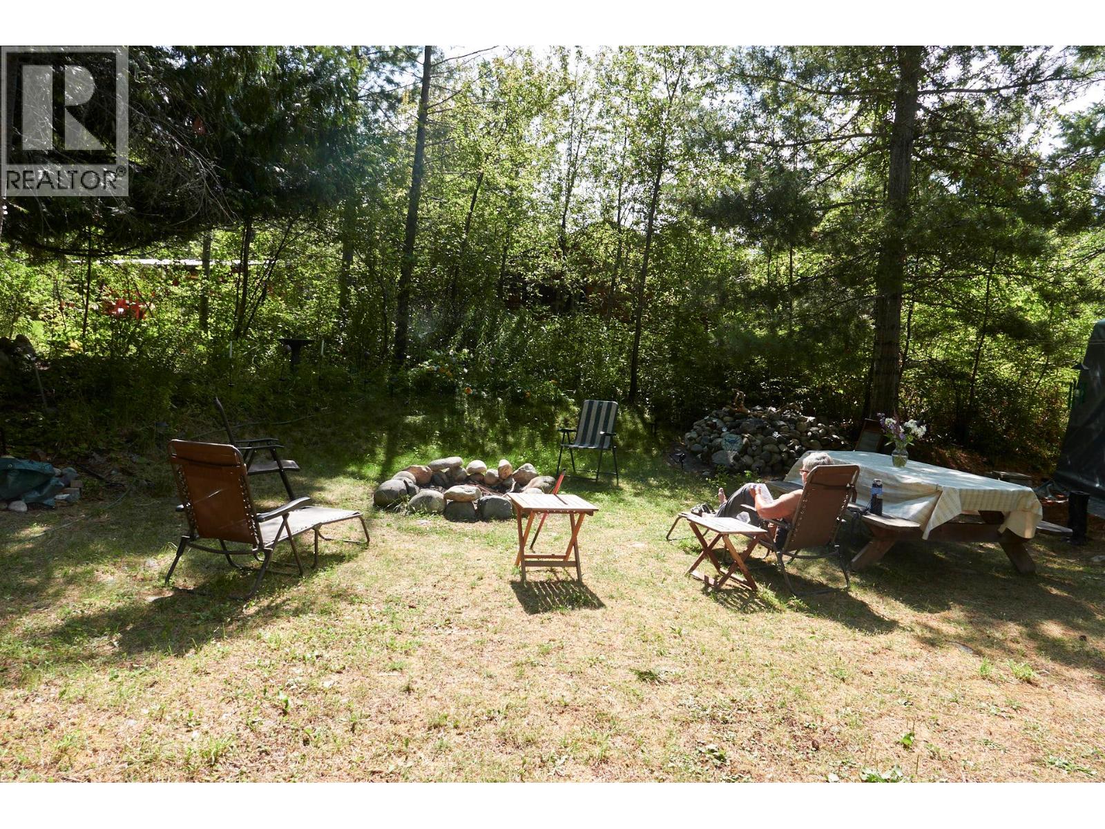 523 Rosebery Loop Road, Rosebery, British Columbia  V0G 1S1 - Photo 17 - 10377369