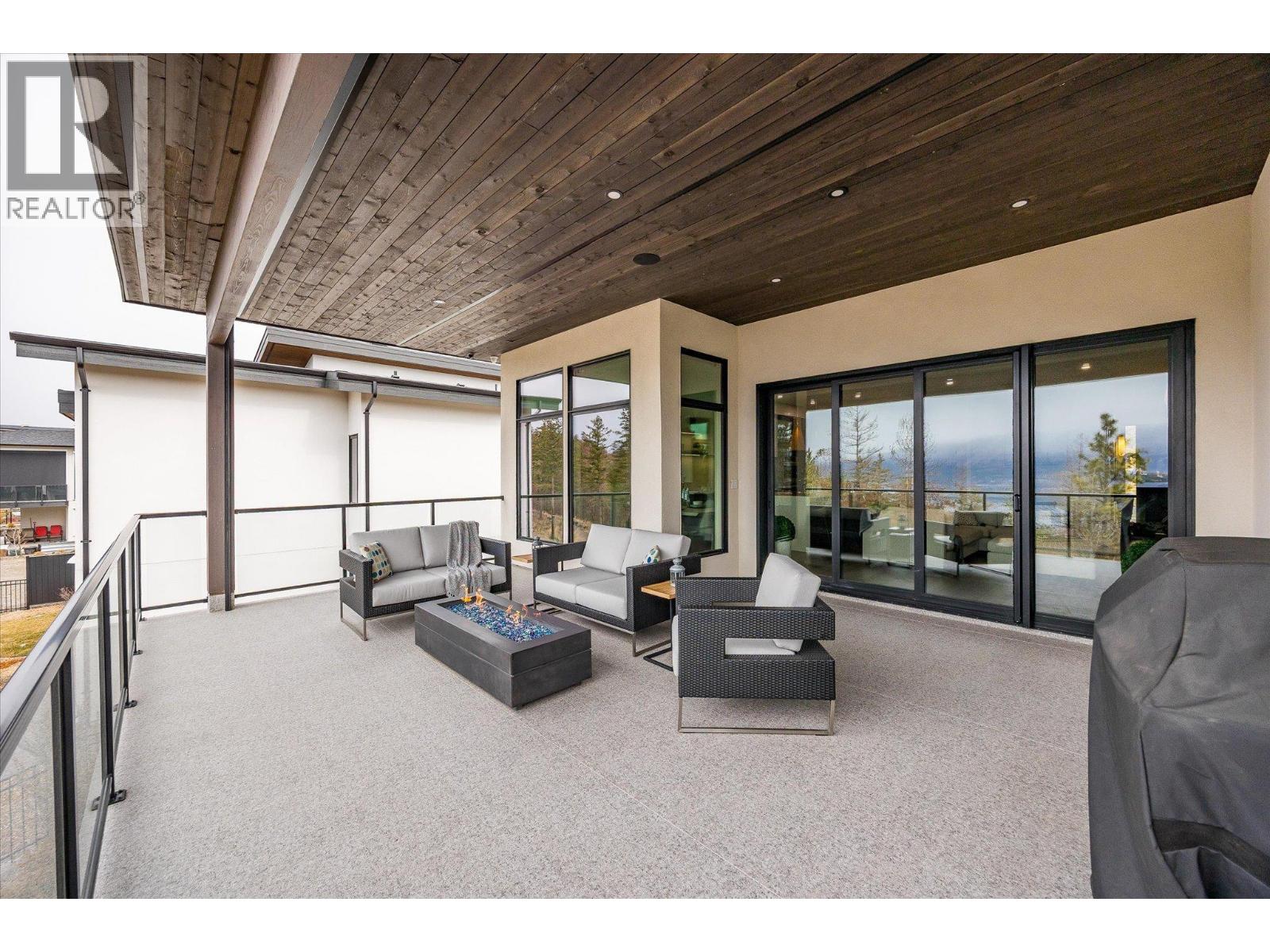 10058 Beacon Hill Drive, Lake Country, British Columbia  V4V 0A9 - Photo 23 - 10377279