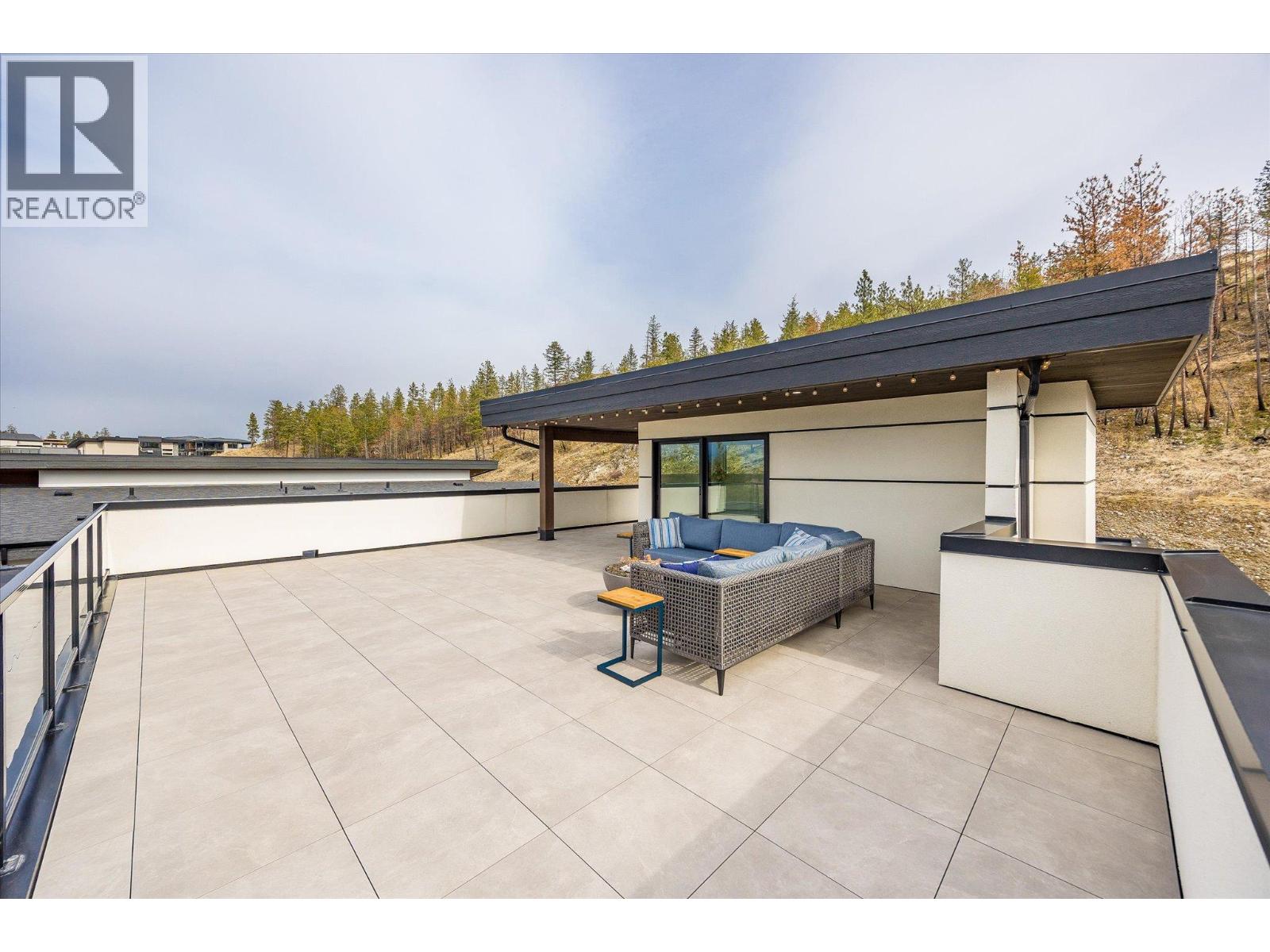 10058 Beacon Hill Drive, Lake Country, British Columbia  V4V 0A9 - Photo 41 - 10377279
