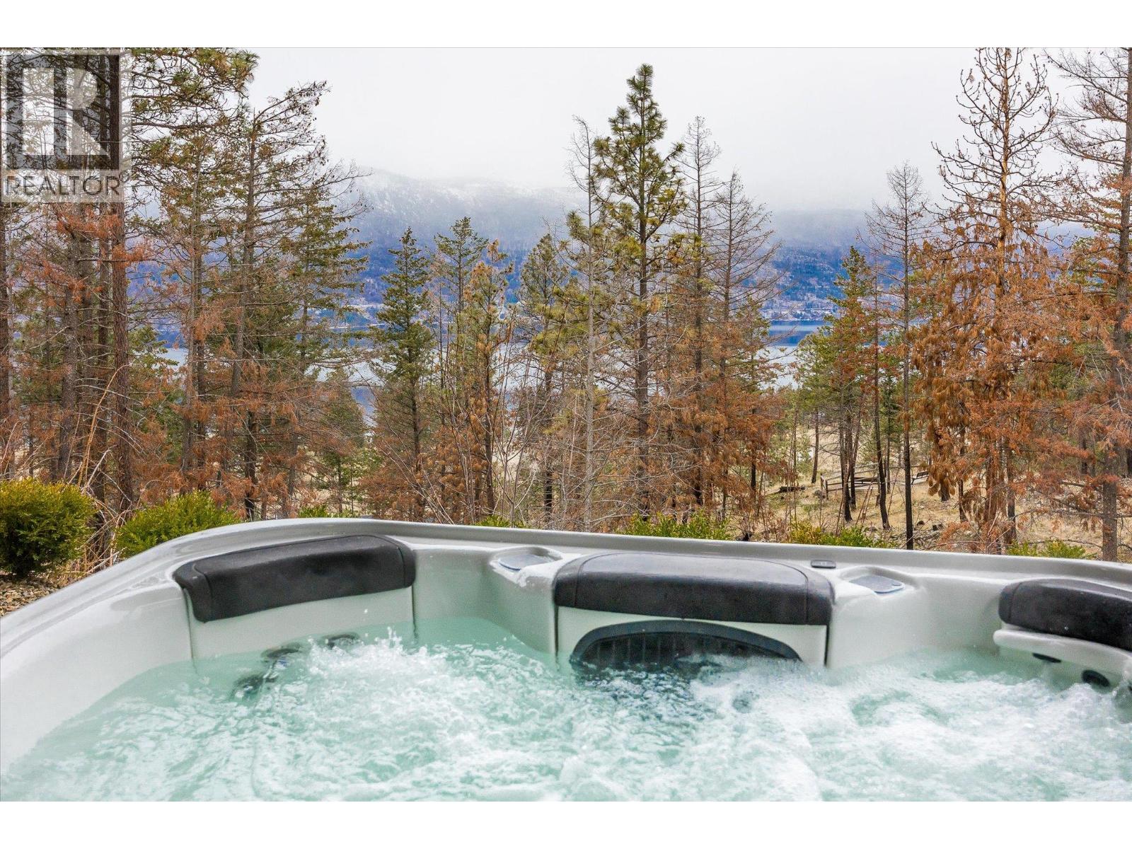 10058 Beacon Hill Drive, Lake Country, British Columbia  V4V 0A9 - Photo 64 - 10377279