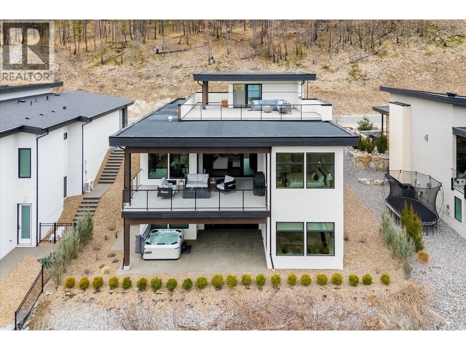 10058 Beacon Hill Drive, Lake Country, British Columbia  V4V 0A9 - Photo 79 - 10377279