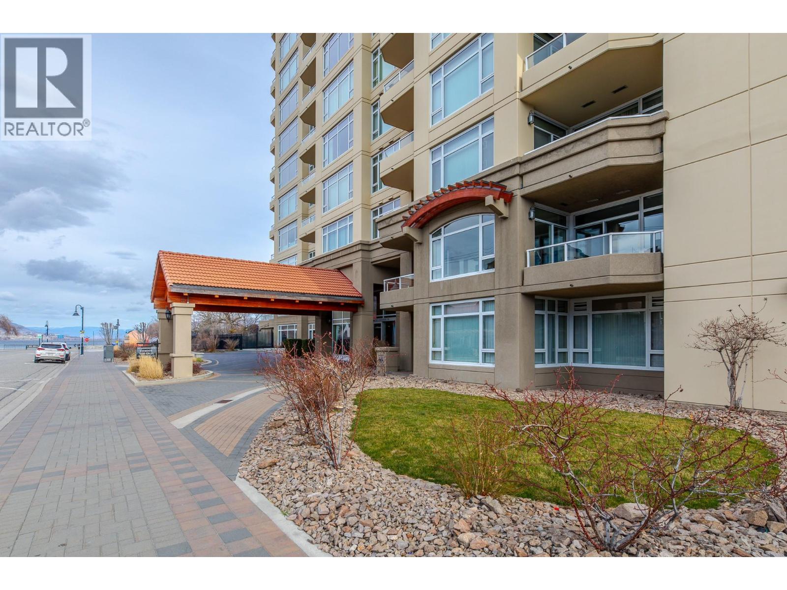 160 Lakeshore Drive W Unit# 203, Penticton, British Columbia  V2A 9C2 - Photo 1 - 10376816