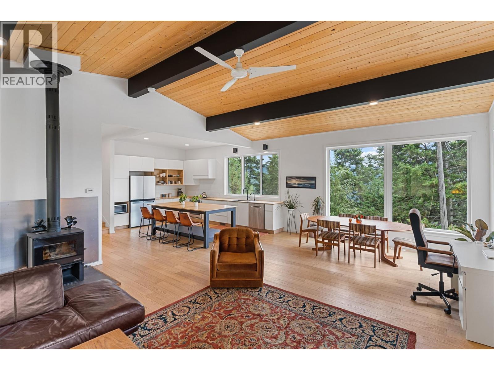 8250 Sun Valley Road, Joe Rich, British Columbia  V1P 1J3 - Photo 1 - 10377244