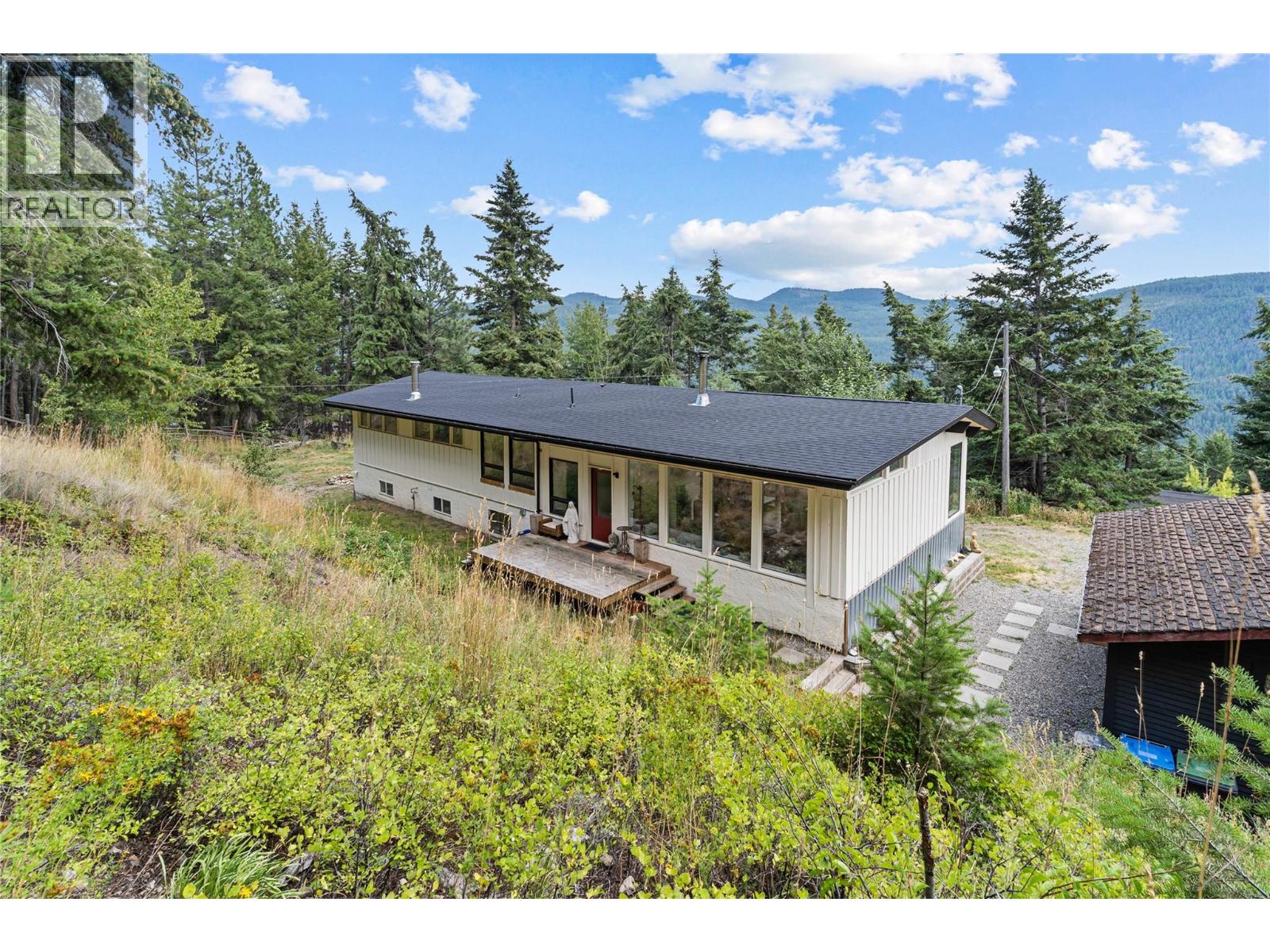 8250 Sun Valley Road, Joe Rich, British Columbia  V1P 1J3 - Photo 19 - 10377244