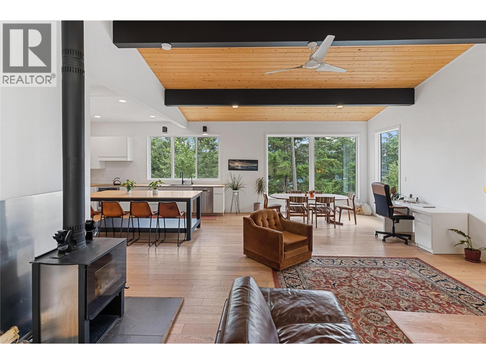 8250 Sun Valley Road, Joe Rich, British Columbia  V1P 1J3 - Photo 2 - 10377244