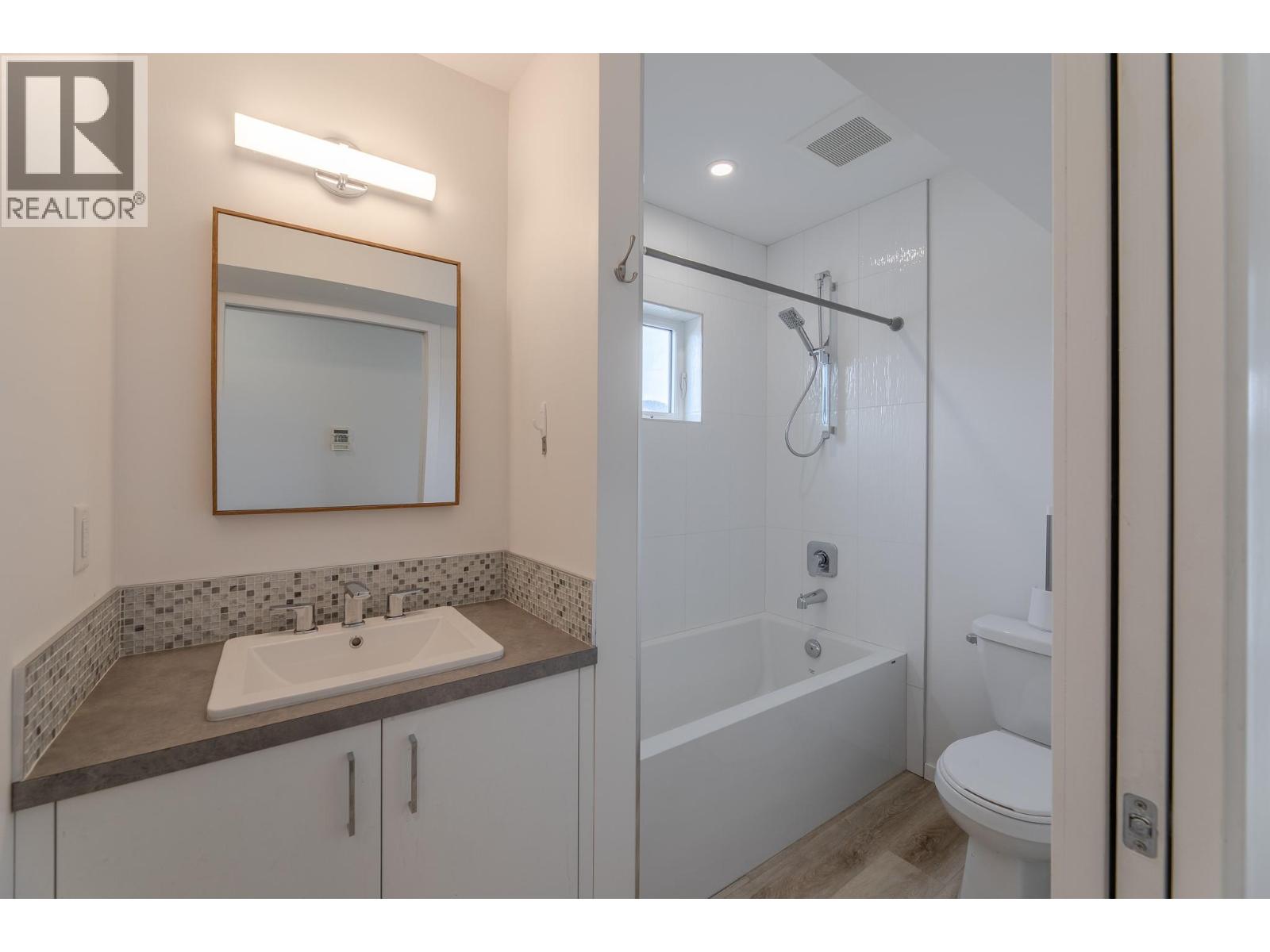 490 Eckhardt Avenue Unit# 101, Penticton, British Columbia  V2A 2B2 - Photo 18 - 10377405